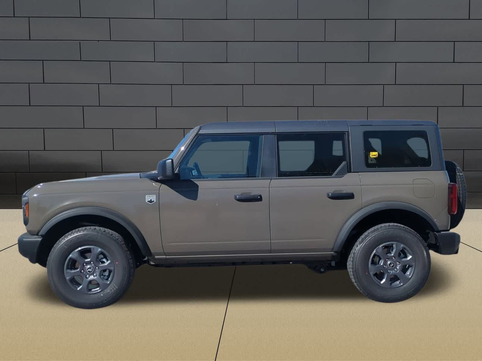 Thumbnail: 2025 Ford Bronco - 5