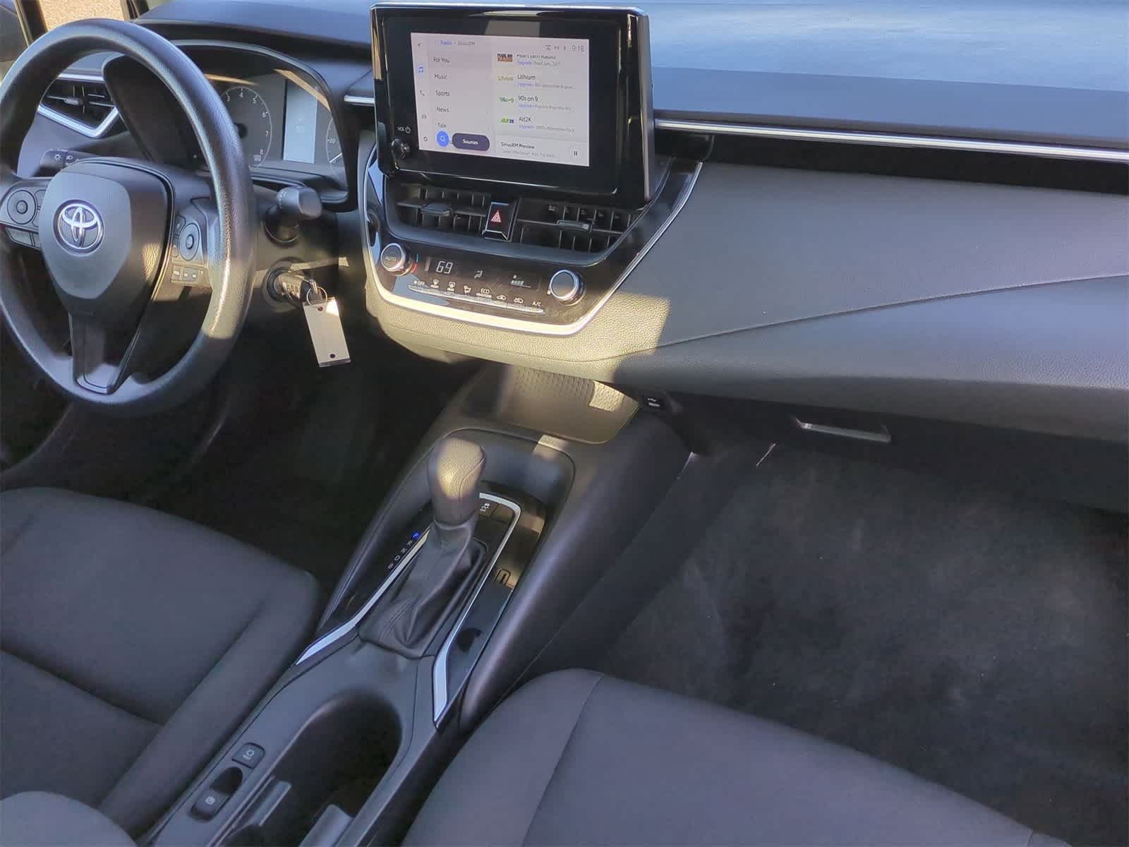 Thumbnail: 2023 Toyota Corolla - 26