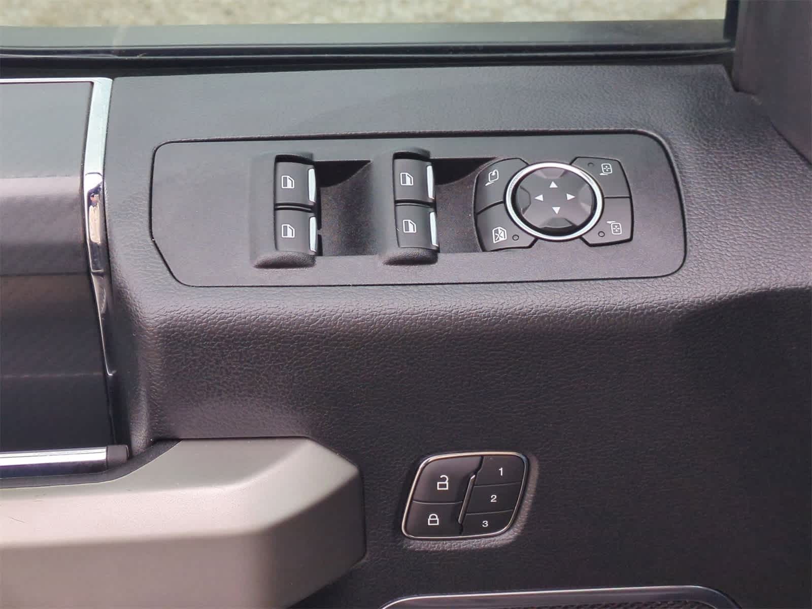 Thumbnail: 2020 Ford F-150 - 24