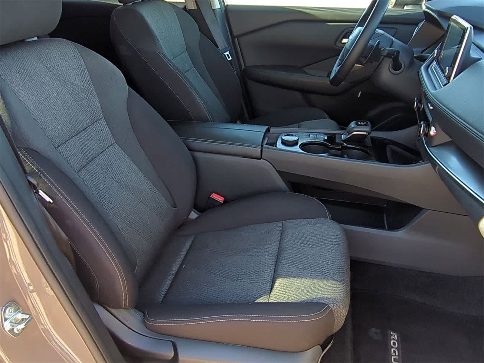 Thumbnail: 2025 Nissan Rogue - 26