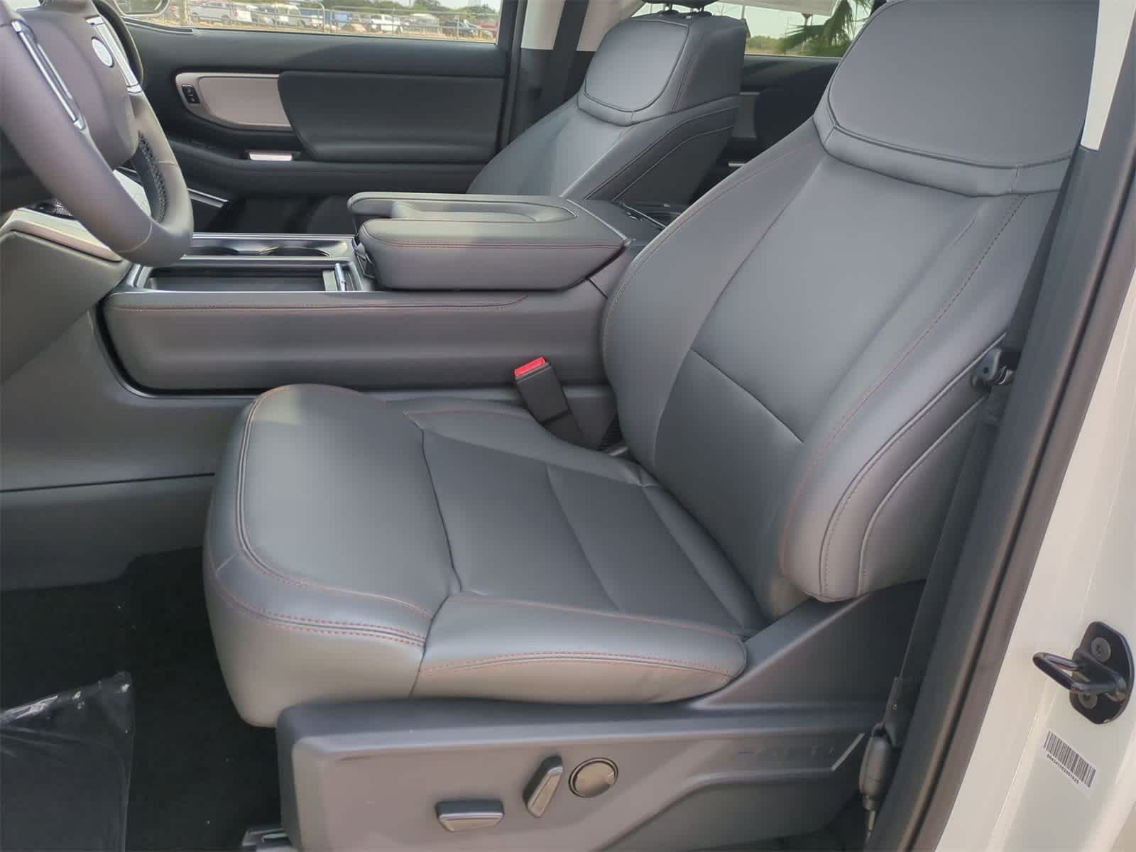 Thumbnail: 2025 Ford Expedition - 20