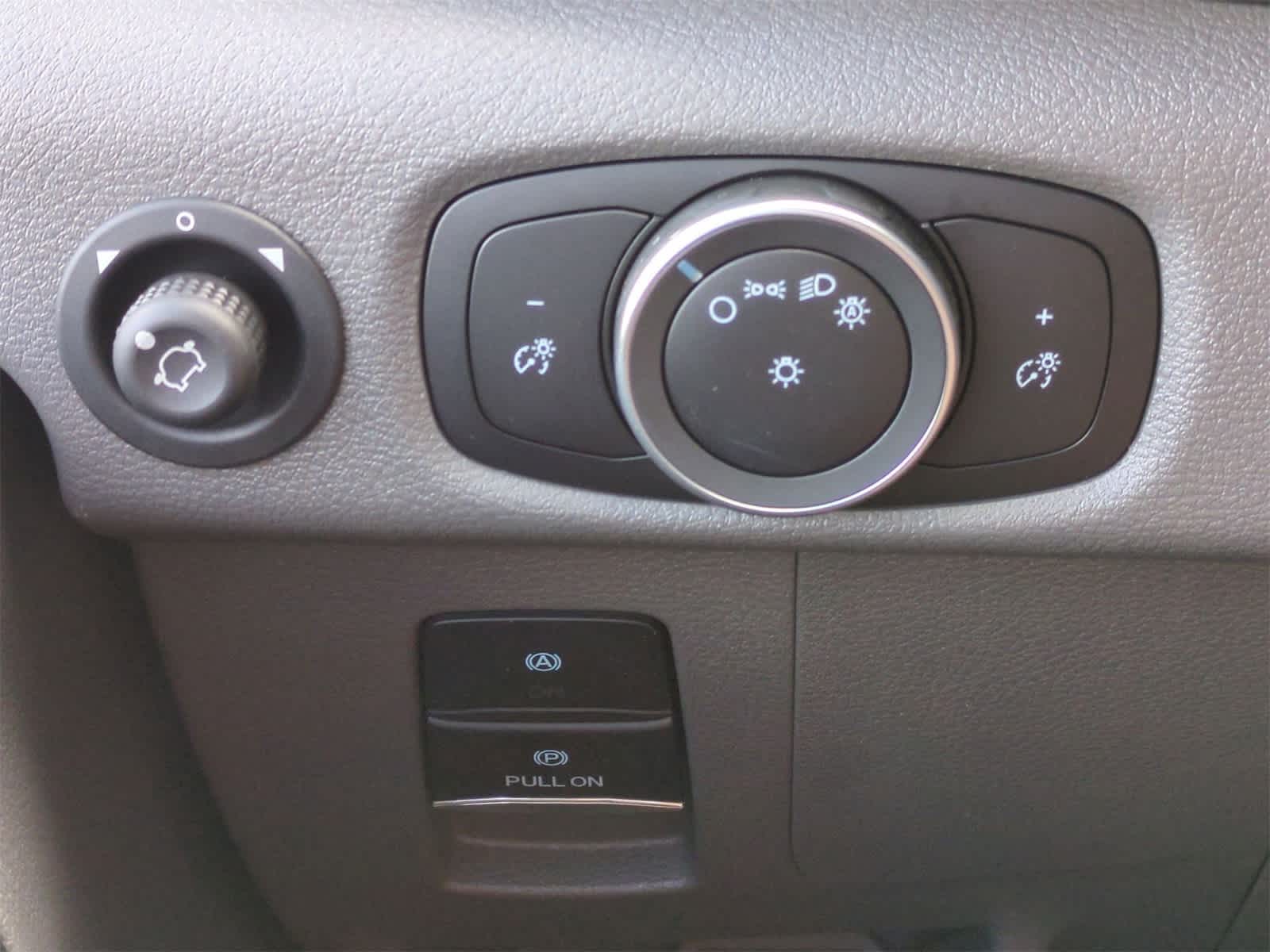 Thumbnail: 2025 Ford Econoline - 16