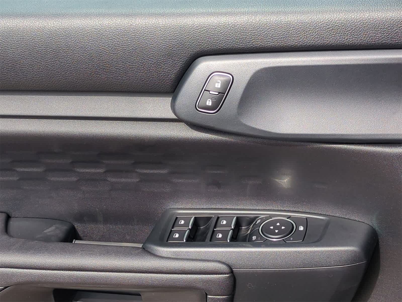 Thumbnail: 2025 Ford Ranger - 21