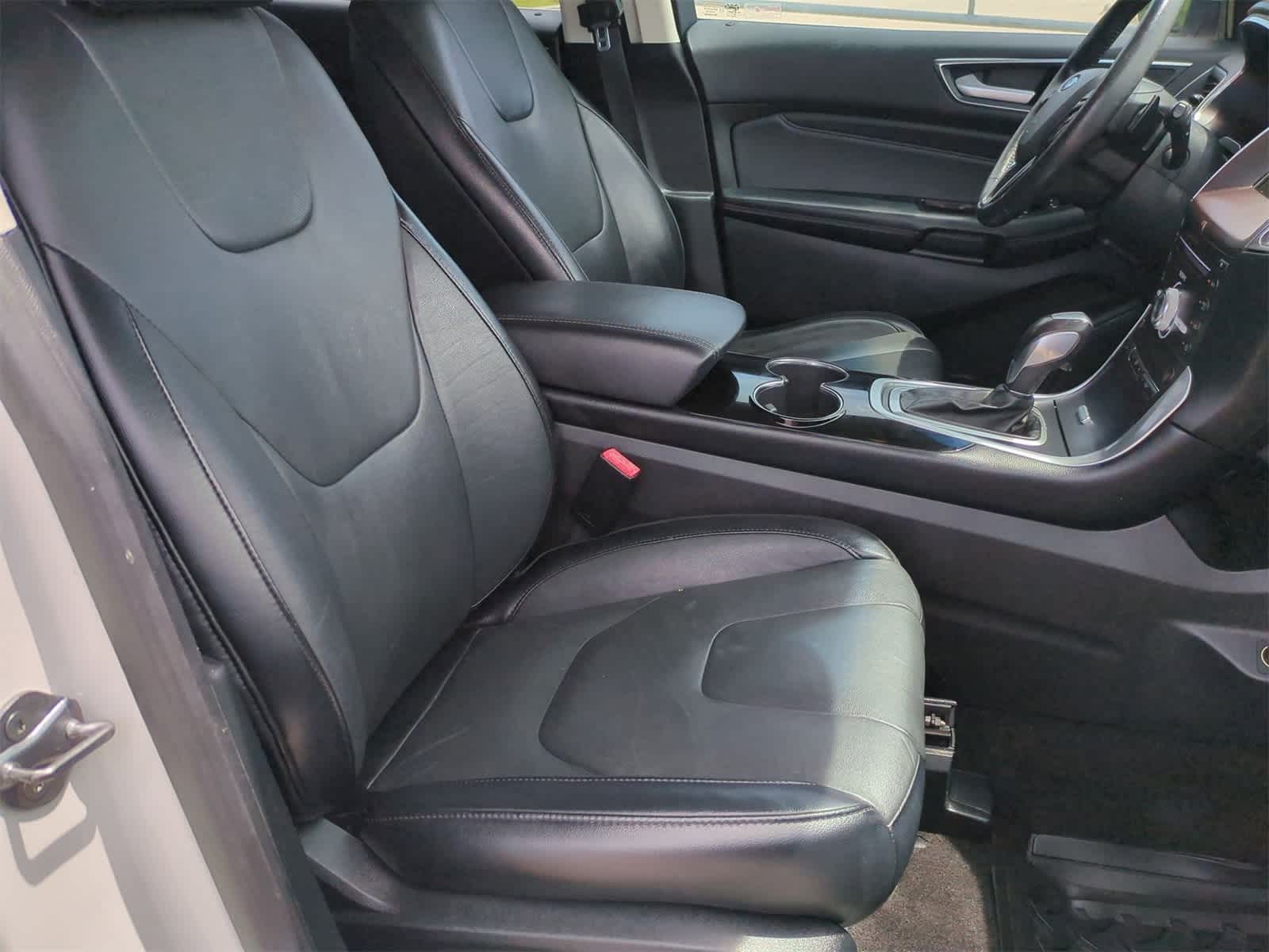 Thumbnail: 2018 Ford Edge - 27