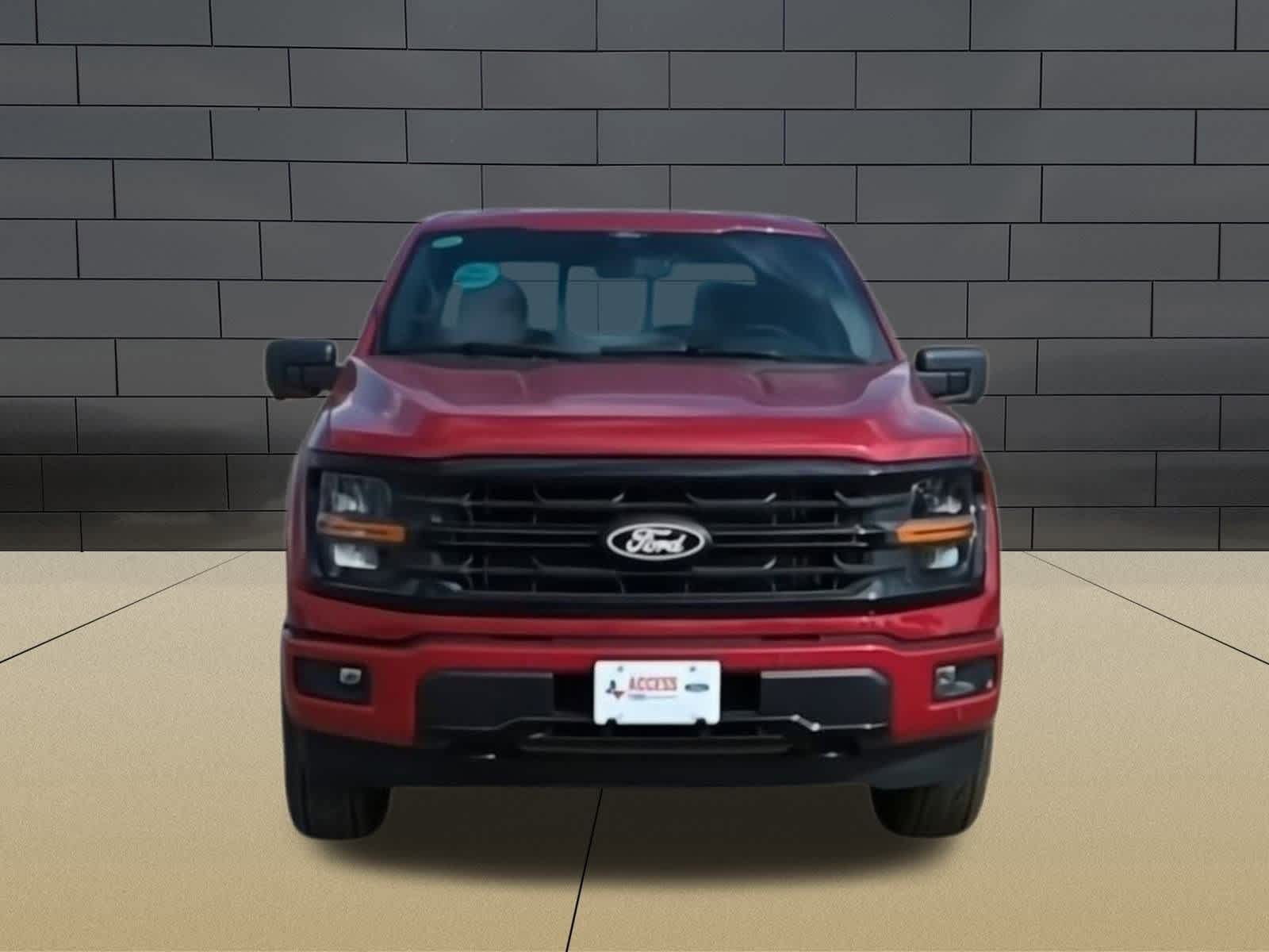 2025 Ford F-150 XLT photo 3