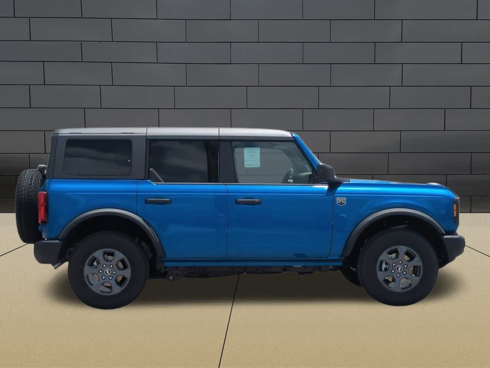 Thumbnail: 2025 Ford Bronco - 9