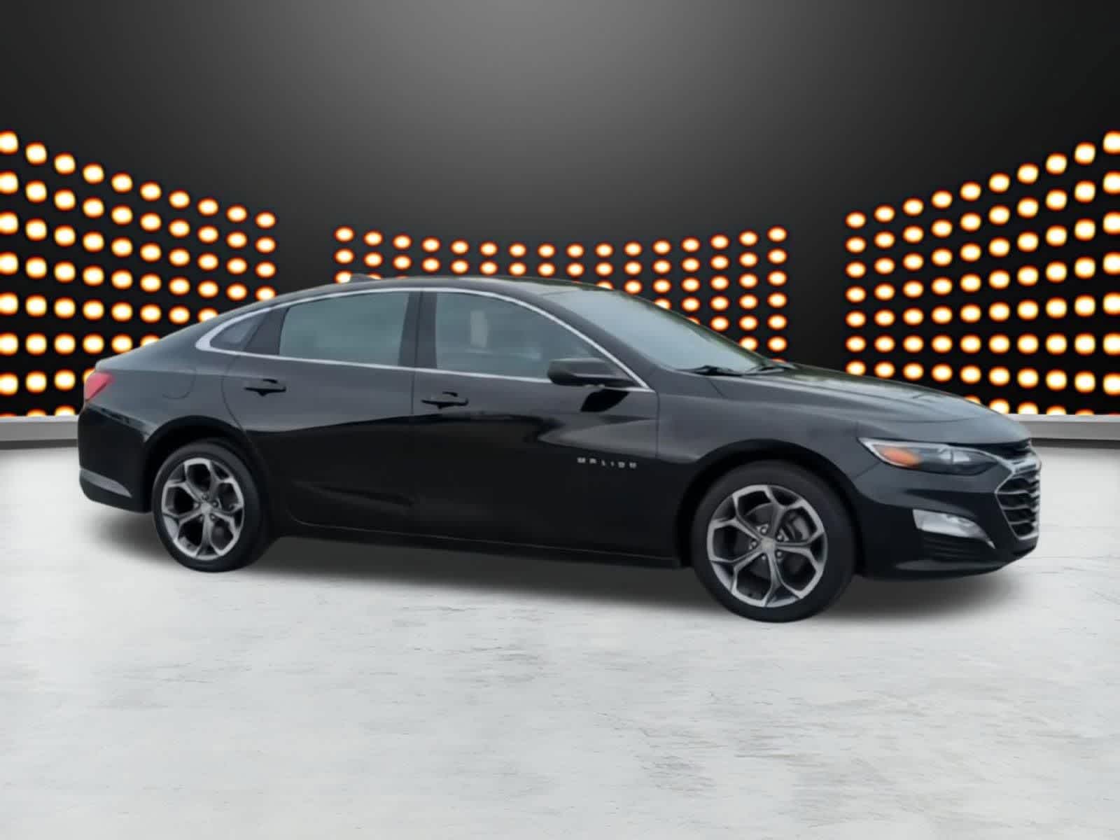 Thumbnail: 2023 Chevrolet Malibu - 9