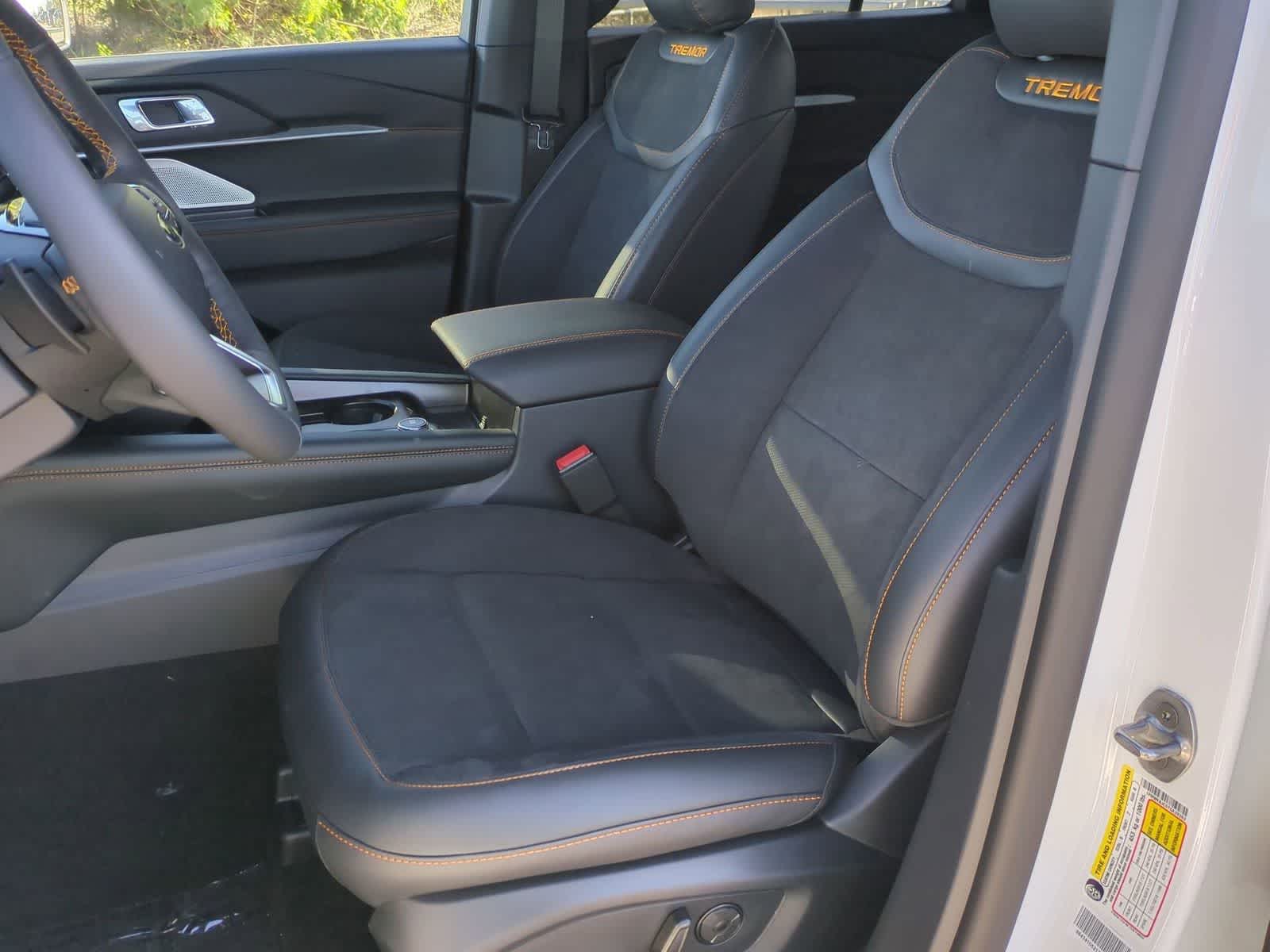 Thumbnail: 2026 Ford Explorer - 20