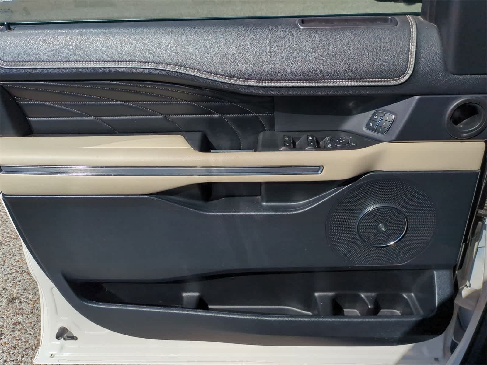 Thumbnail: 2019 Ford Expedition MAX - 23