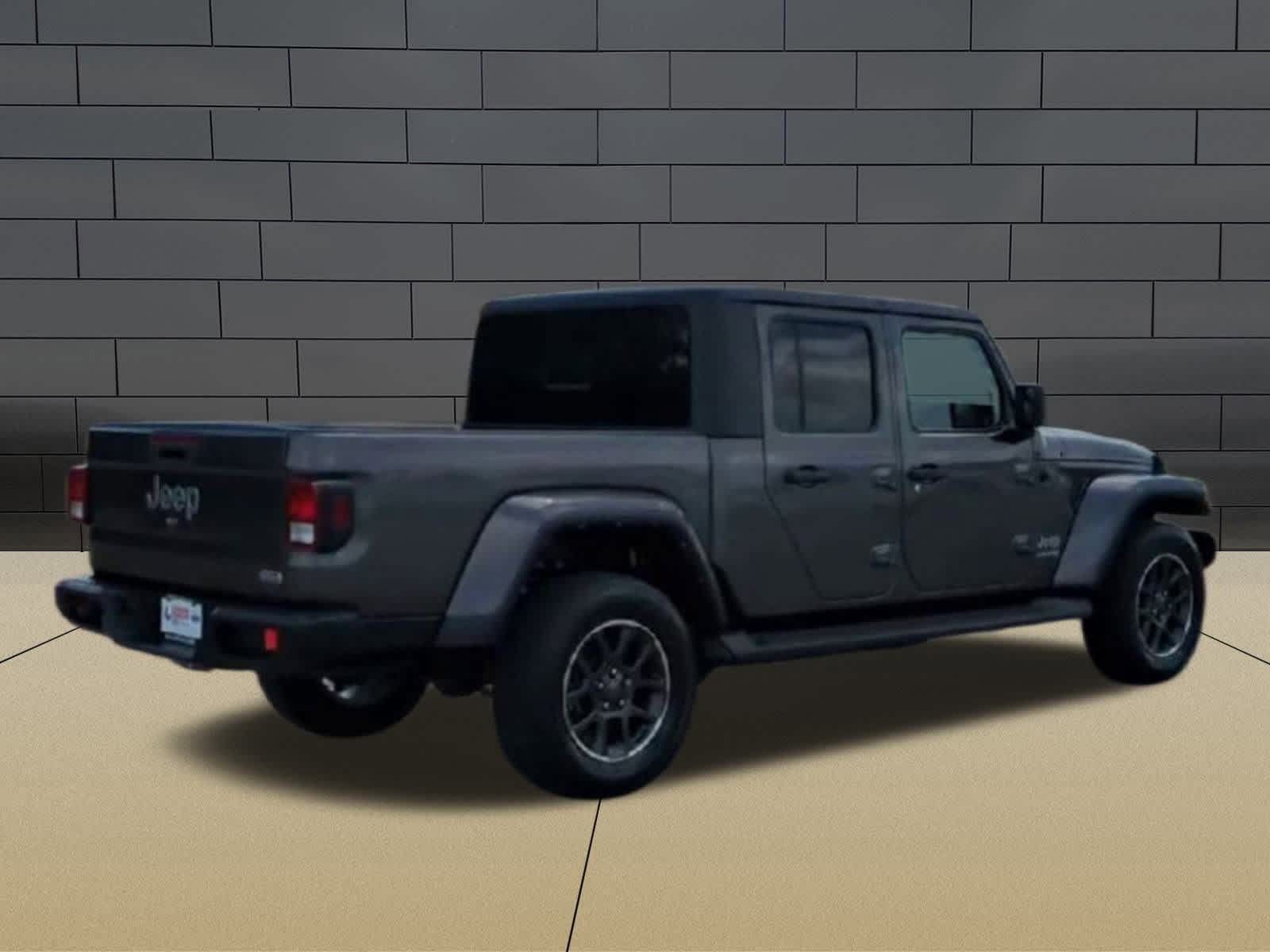 Thumbnail: 2022 Jeep Gladiator - 8