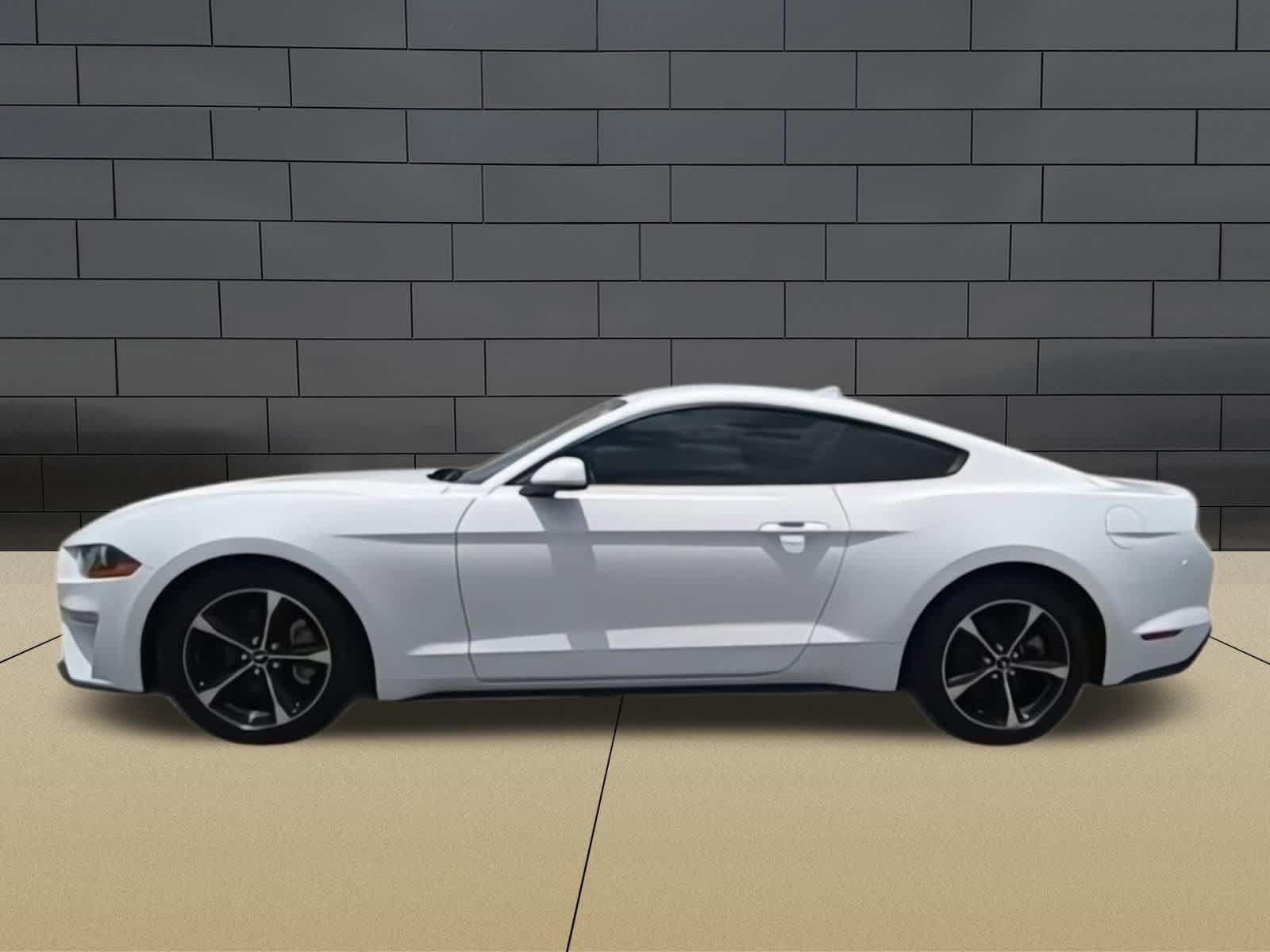2023 Ford Mustang  5