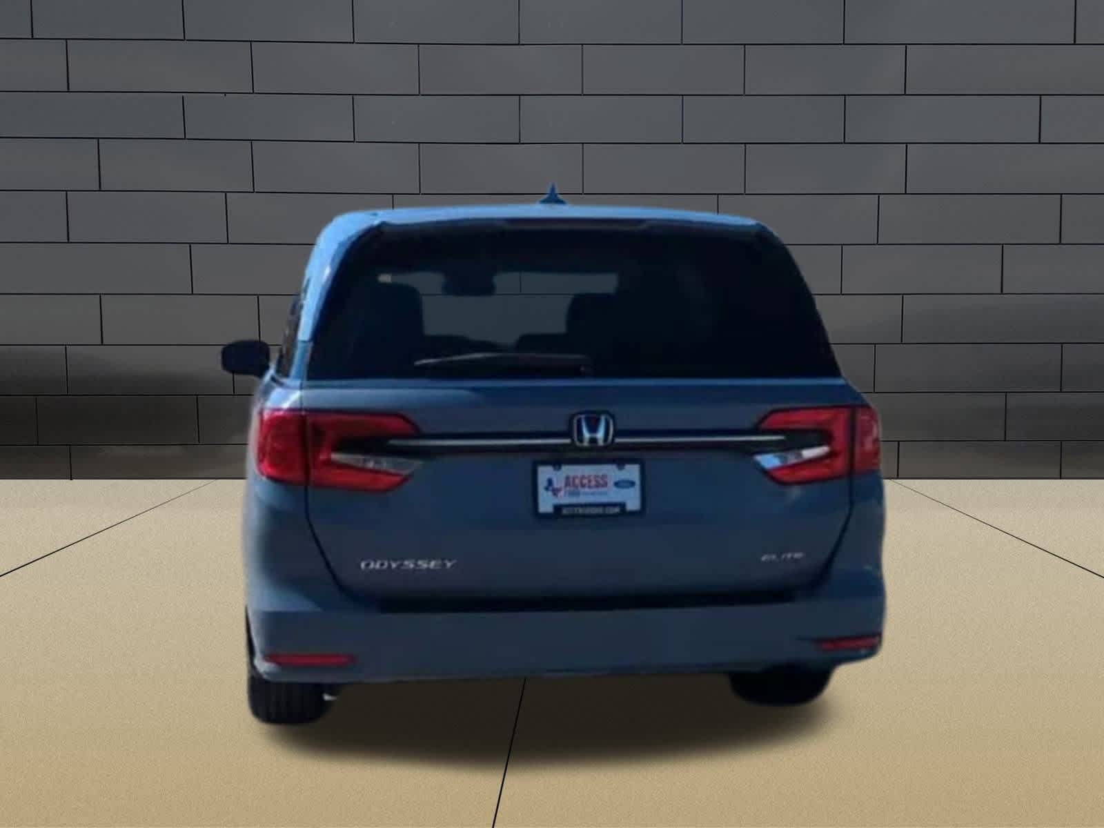 Thumbnail: 2023 Honda Odyssey - 7