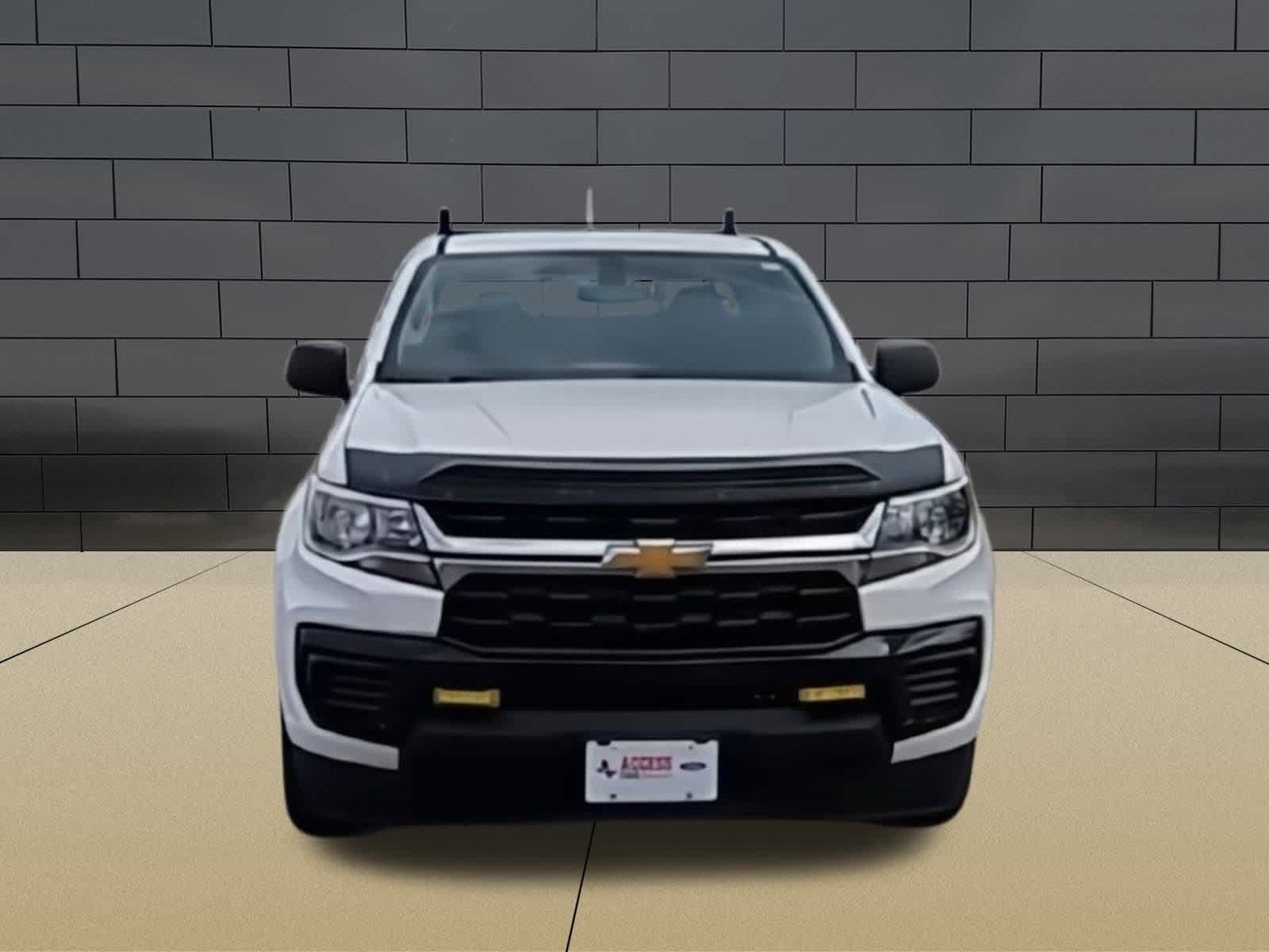 Thumbnail: 2022 Chevrolet Colorado - 3