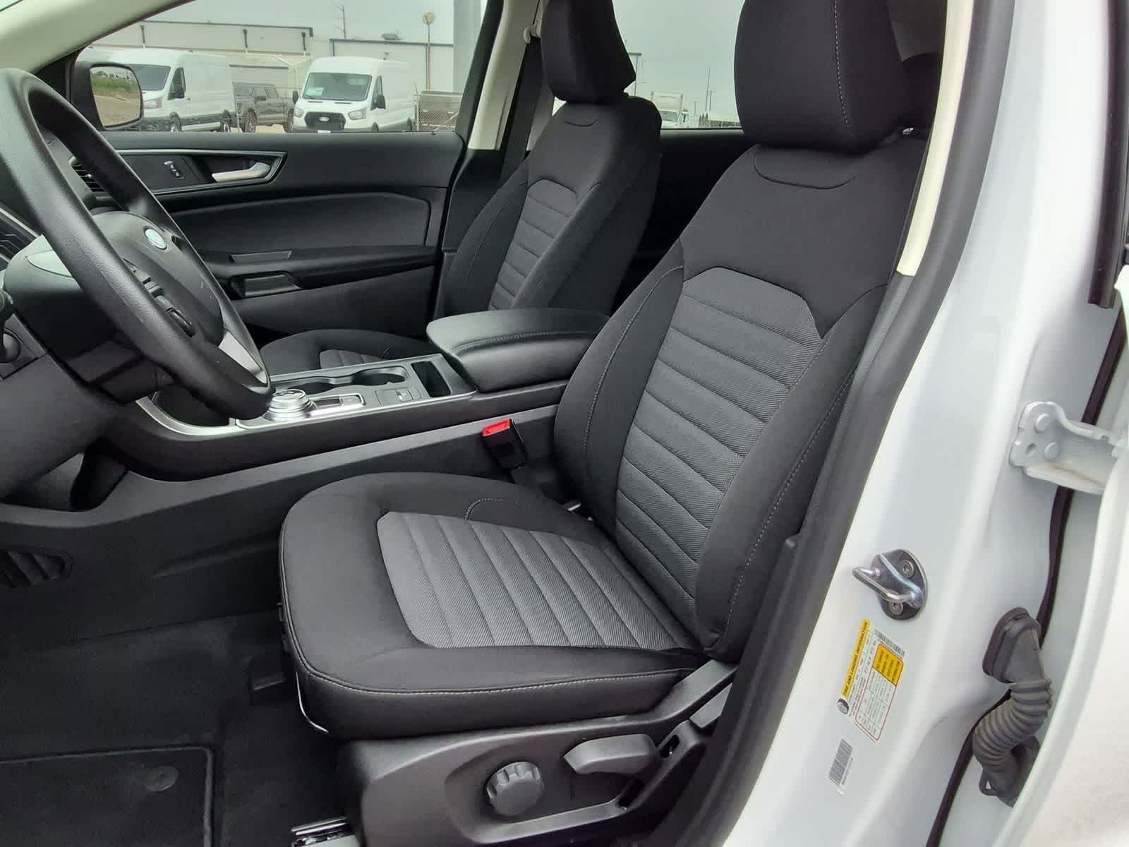 Thumbnail: 2024 Ford Edge - 17