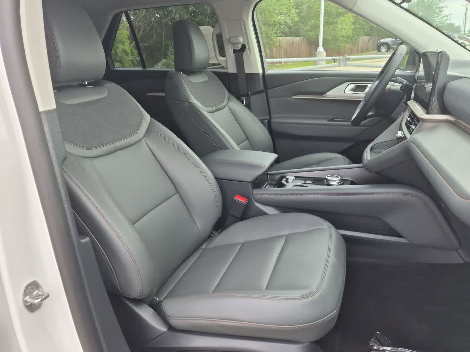 Thumbnail: 2026 Ford Explorer - 27