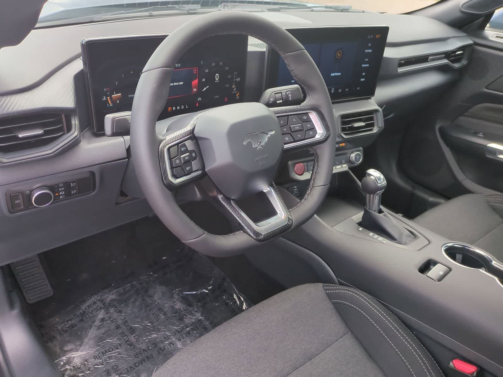 Thumbnail: 2025 Ford Mustang - 10