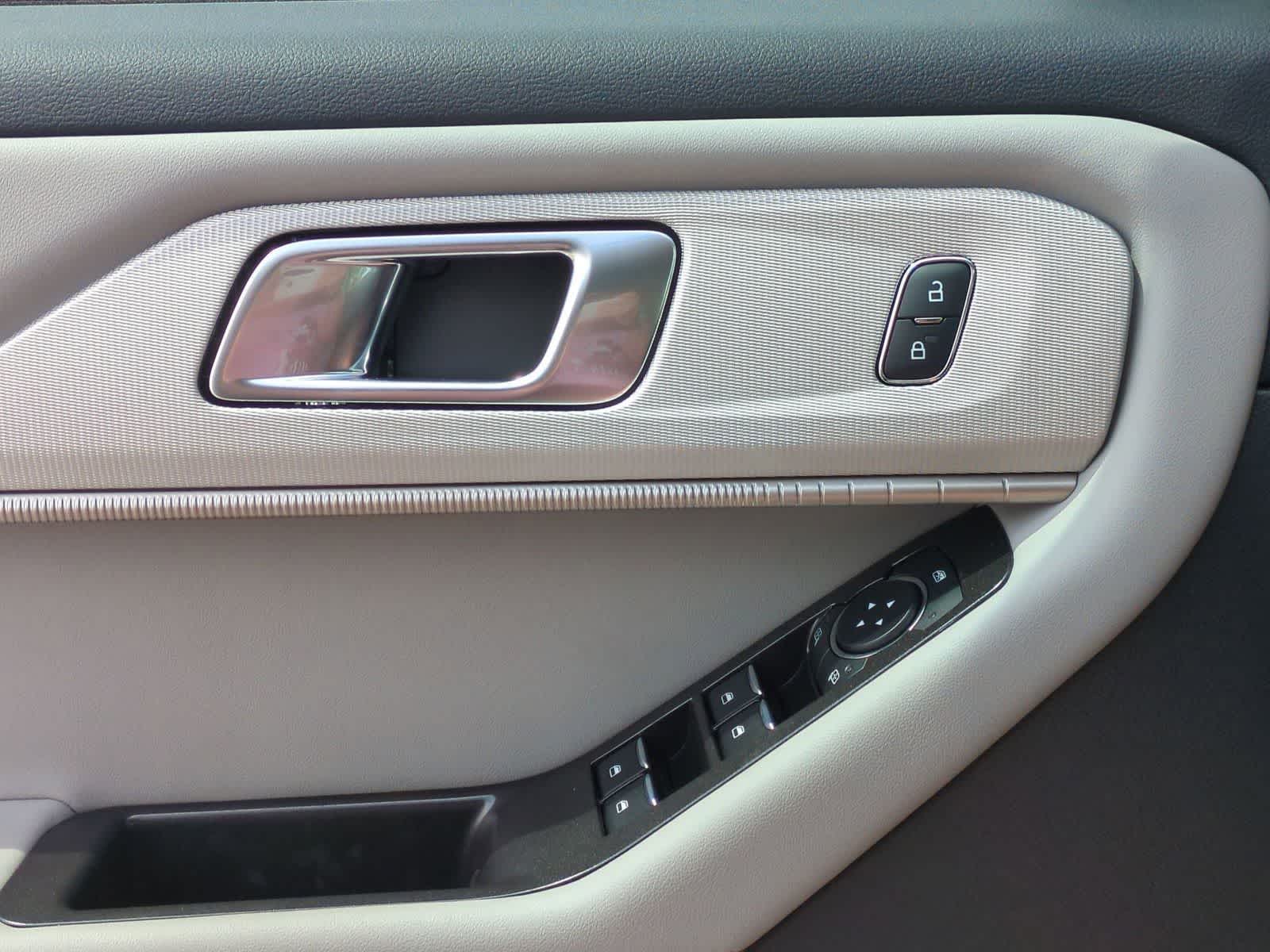 Thumbnail: 2026 Ford Explorer - 23