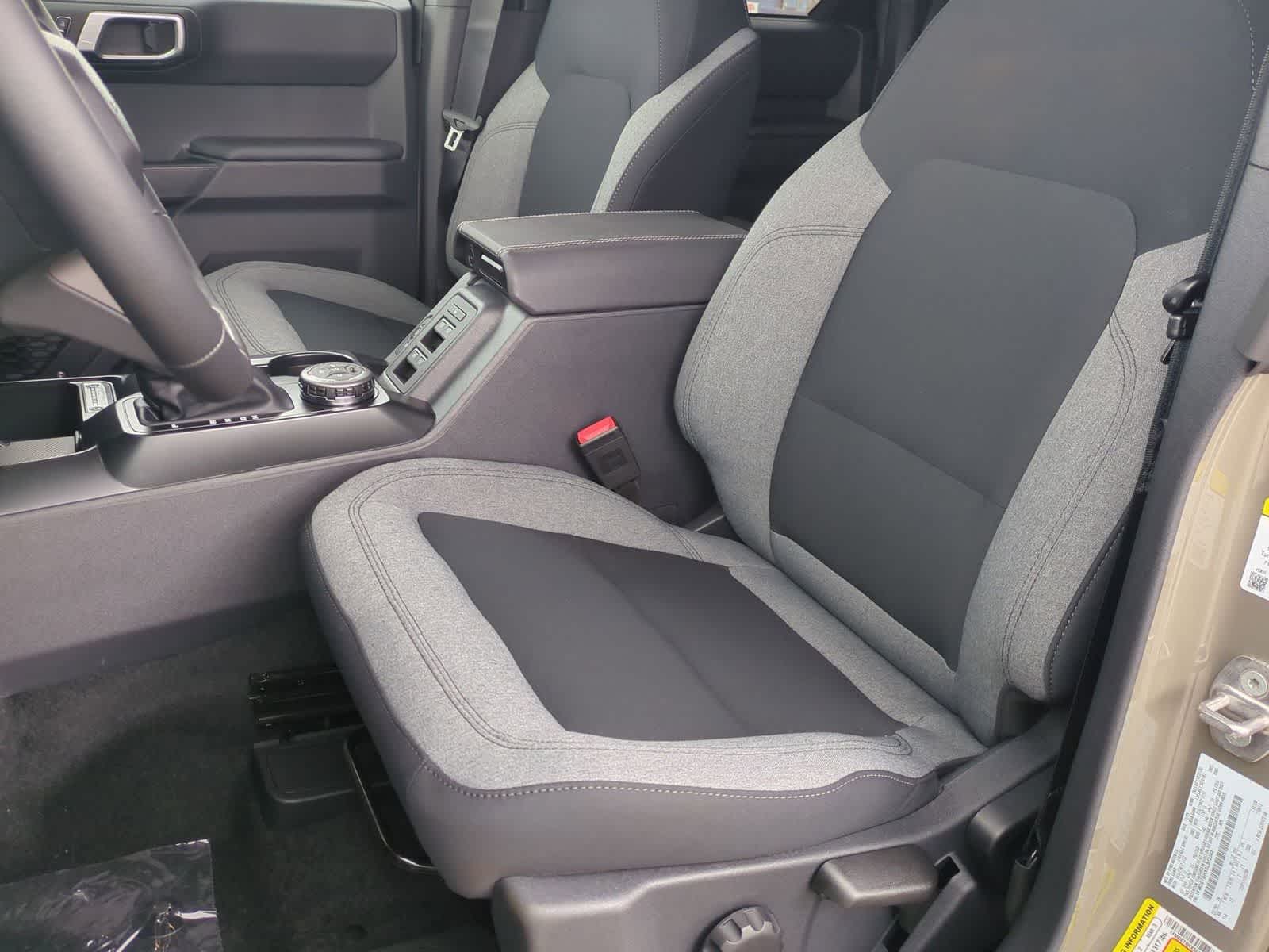 Thumbnail: 2025 Ford Bronco - 19