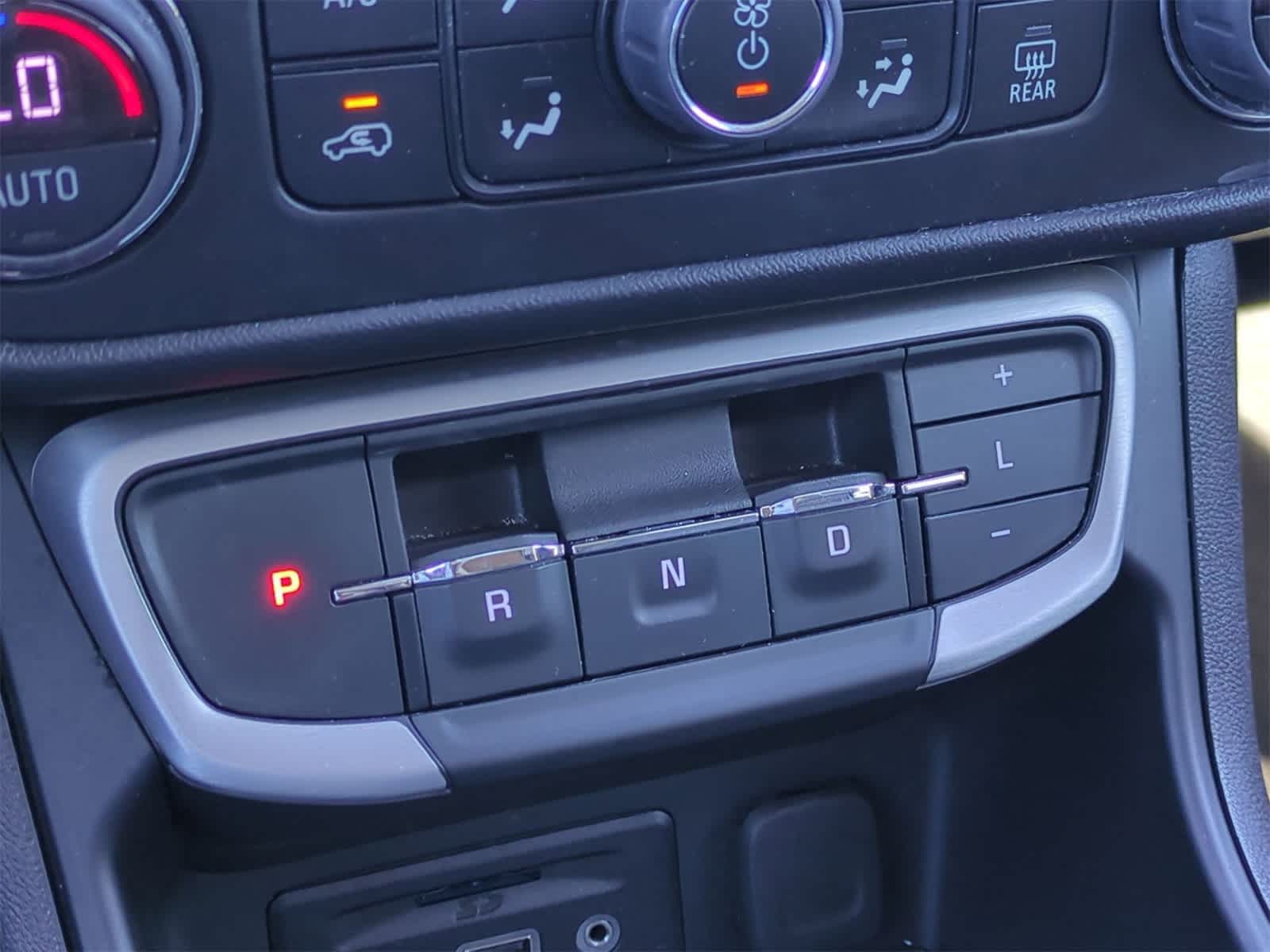 Thumbnail: 2023 GMC Terrain - 15