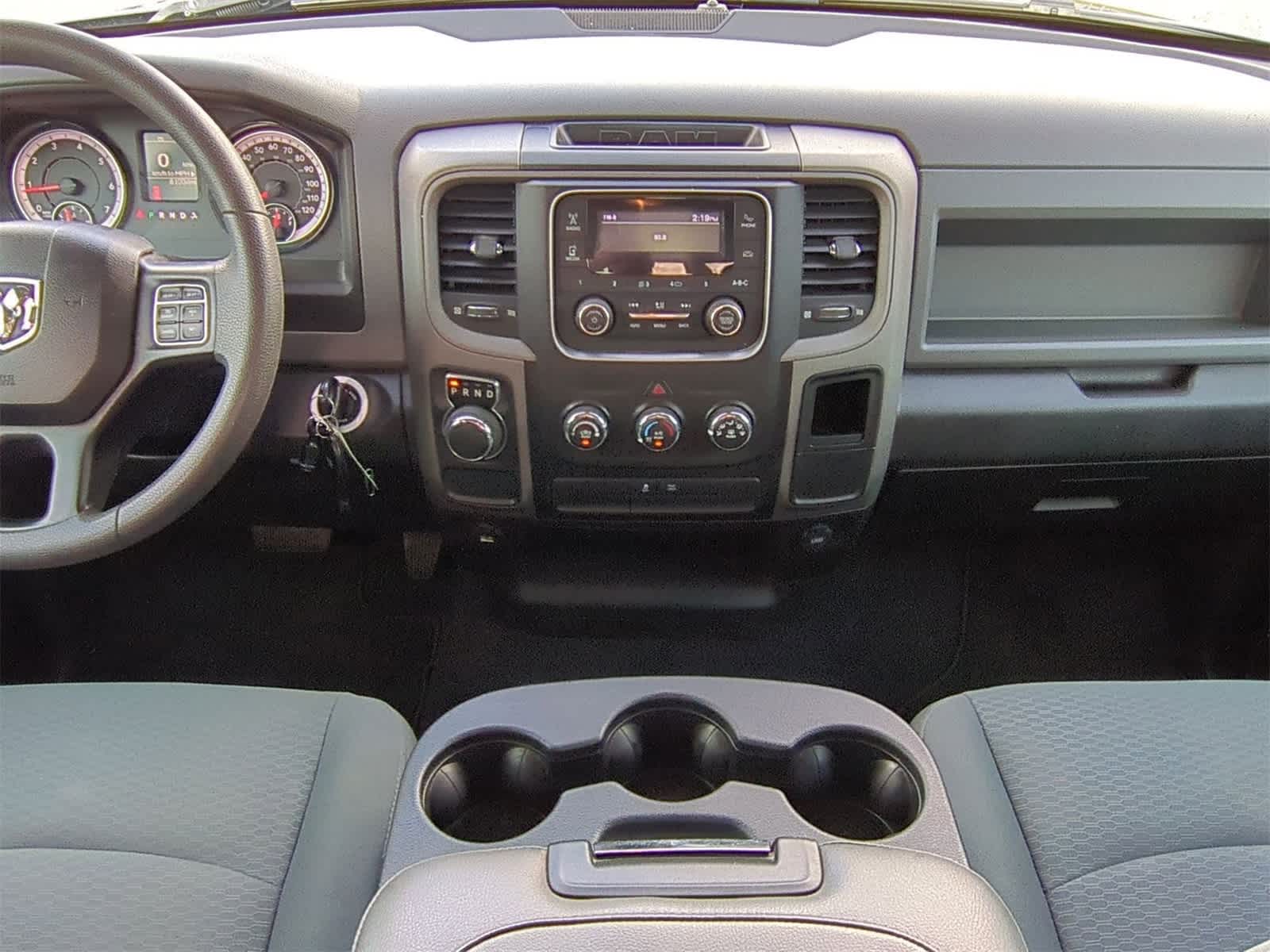 Thumbnail: 2020 RAM 1500 Classic - 18