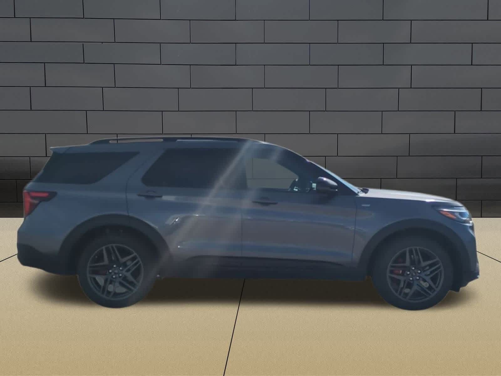Thumbnail: 2026 Ford Explorer - 9
