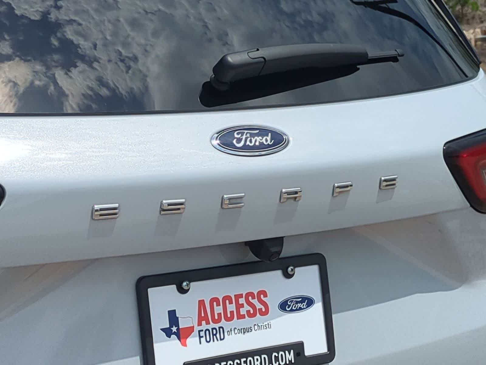 Thumbnail: 2025 Ford Escape - 30