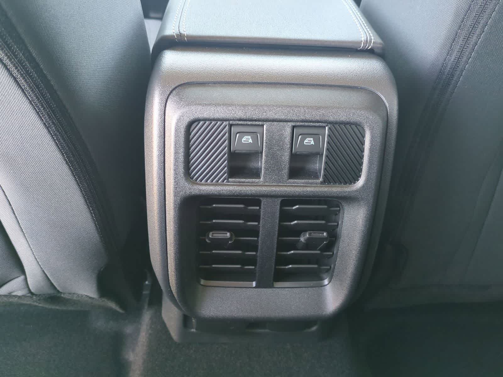 Thumbnail: 2025 Ford Bronco - 21