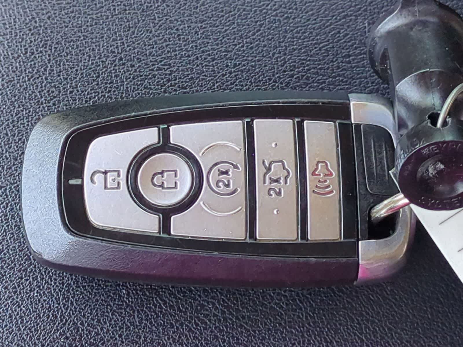 Thumbnail: 2020 Ford Edge - 34