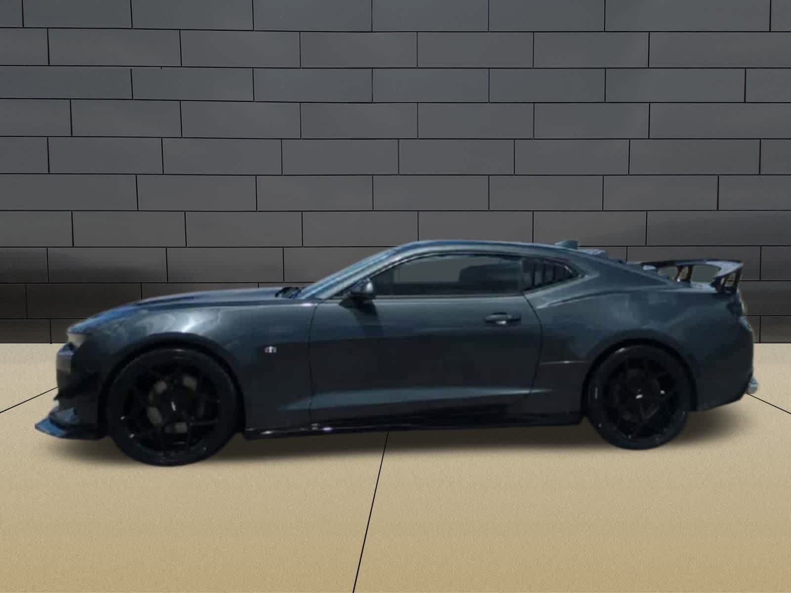 Thumbnail: 2016 Chevrolet Camaro - 5