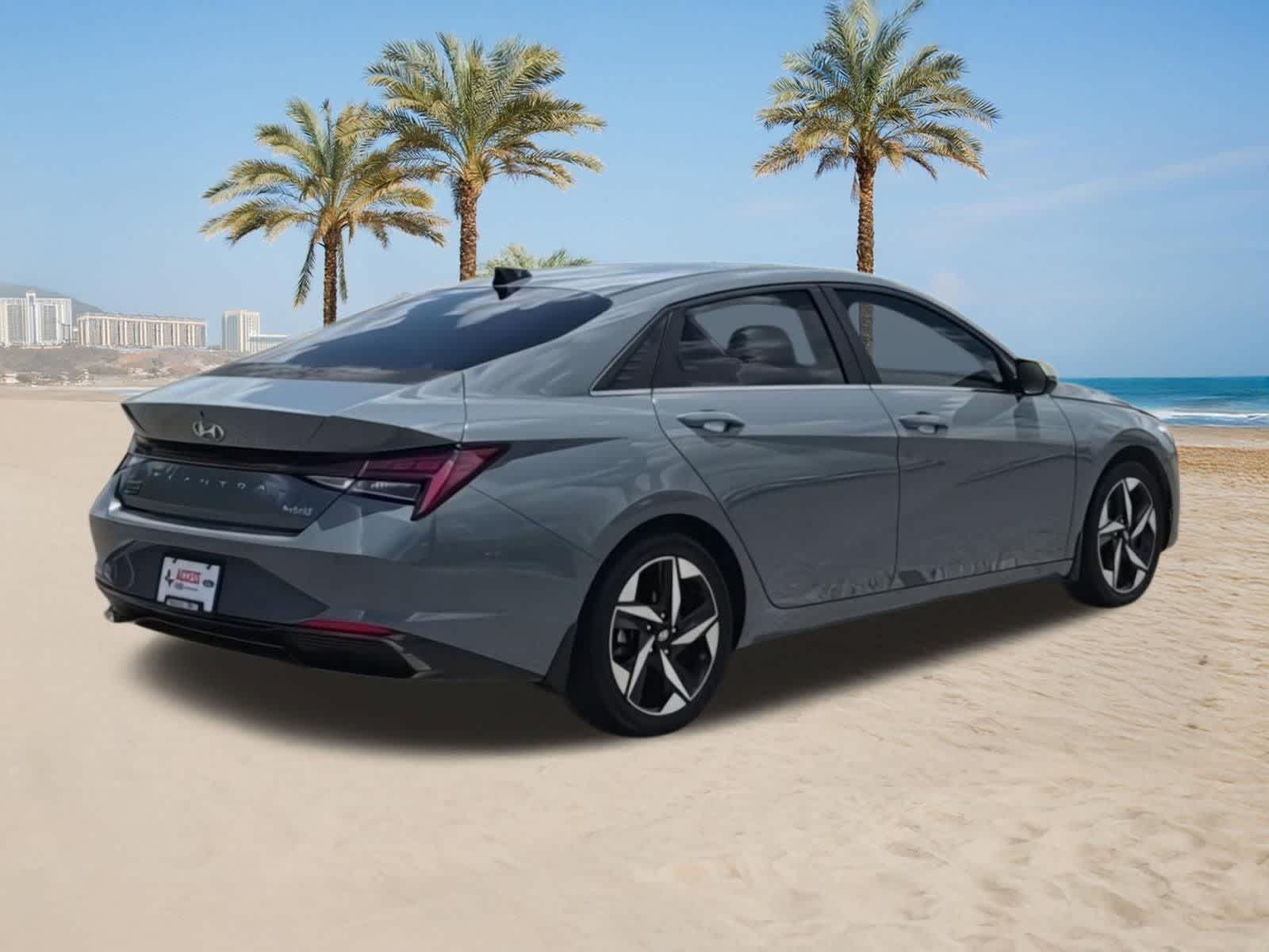 Thumbnail: 2022 Hyundai Elantra - 8