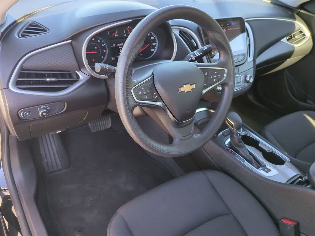 Used 2024 Chevrolet Malibu LT Sedan