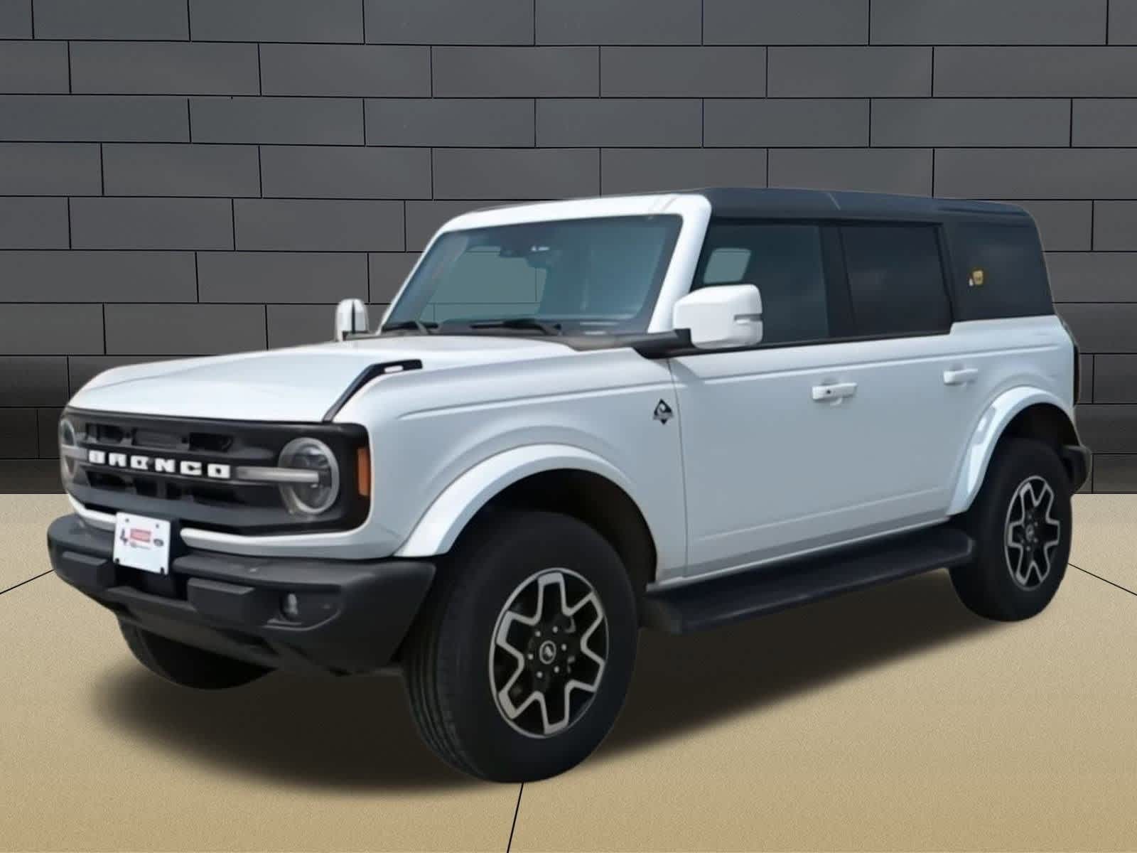 2025 Ford Bronco Outer Banks photo 4