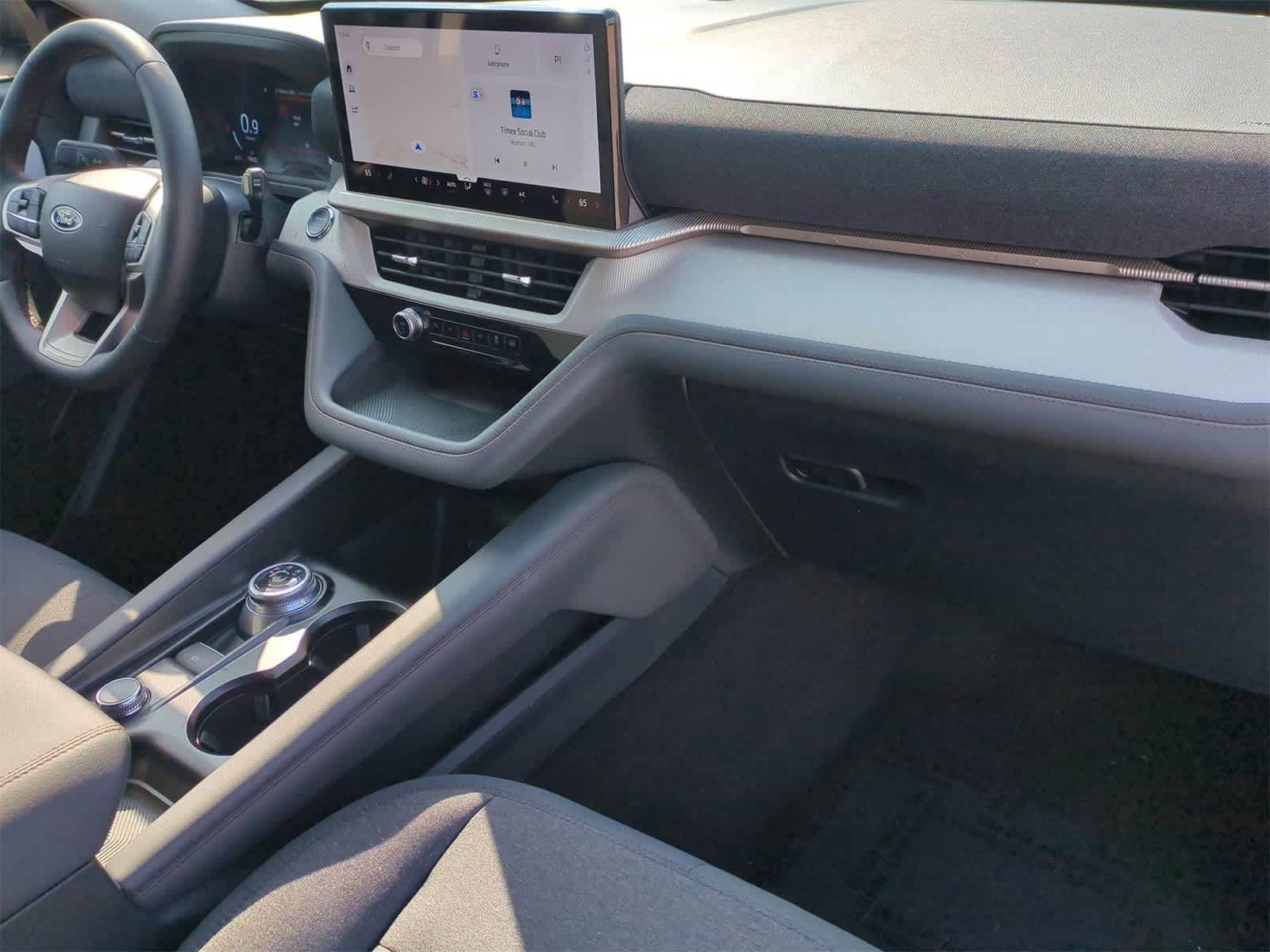 Thumbnail: 2026 Ford Explorer - 28