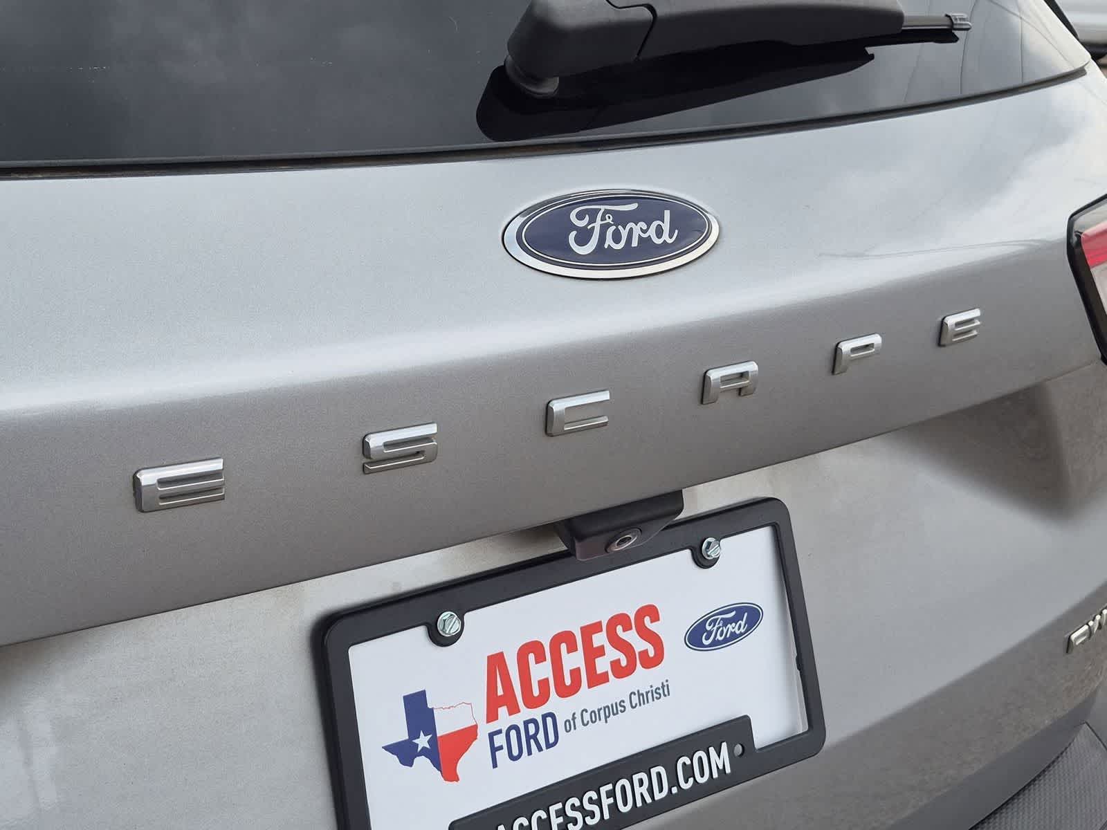 Thumbnail: 2021 Ford Escape - 30