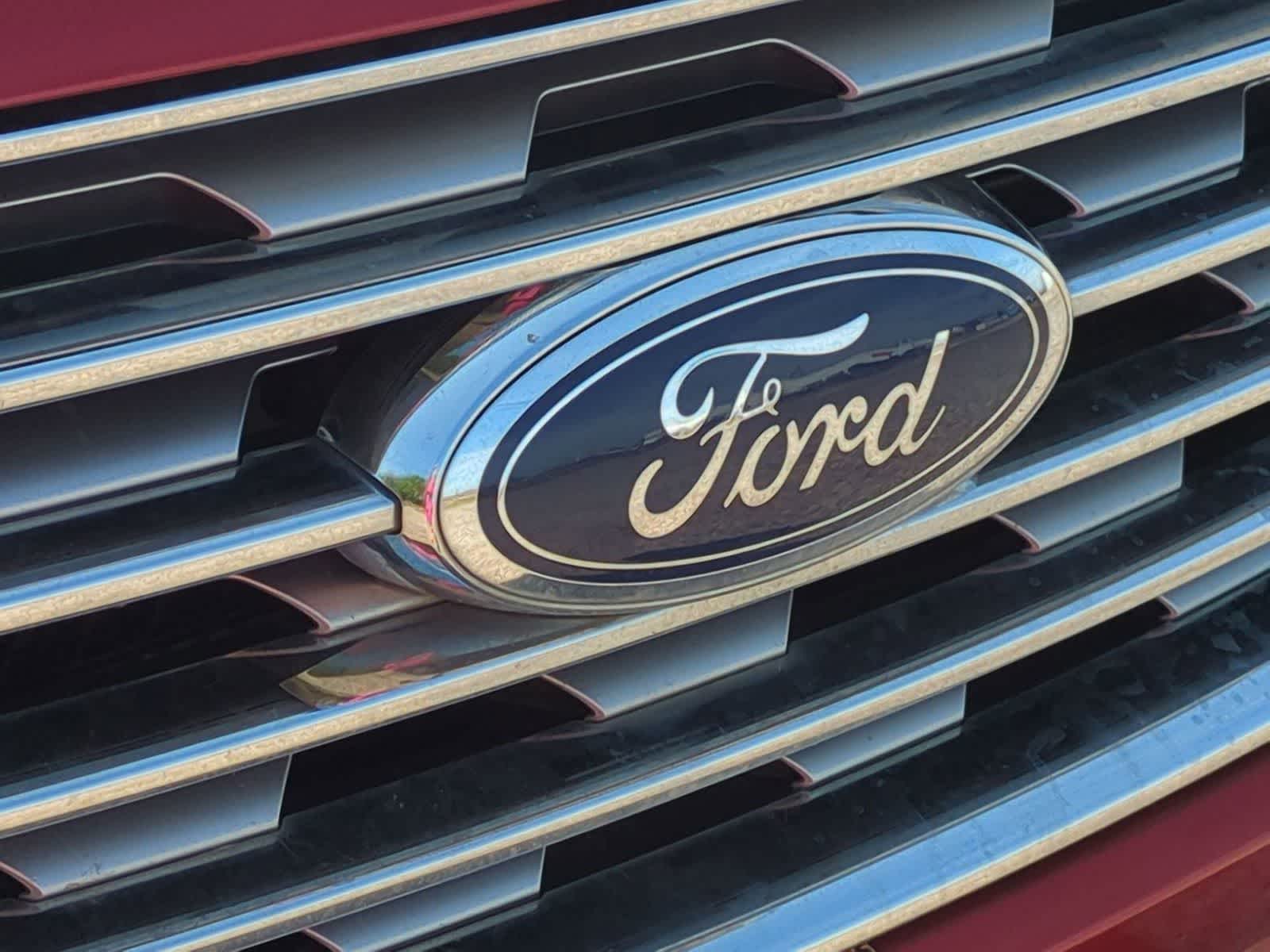 Thumbnail: 2020 Ford Edge - 30