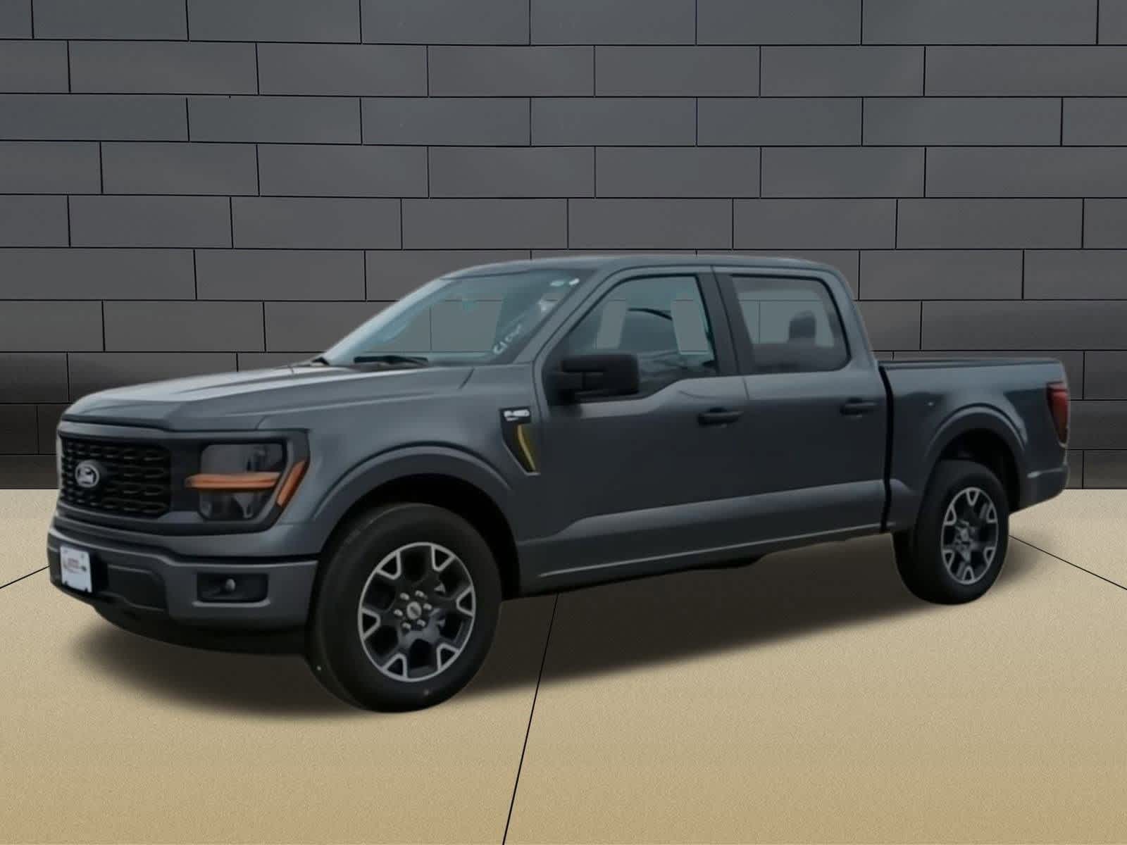 2025 Ford F-150 STX photo 4