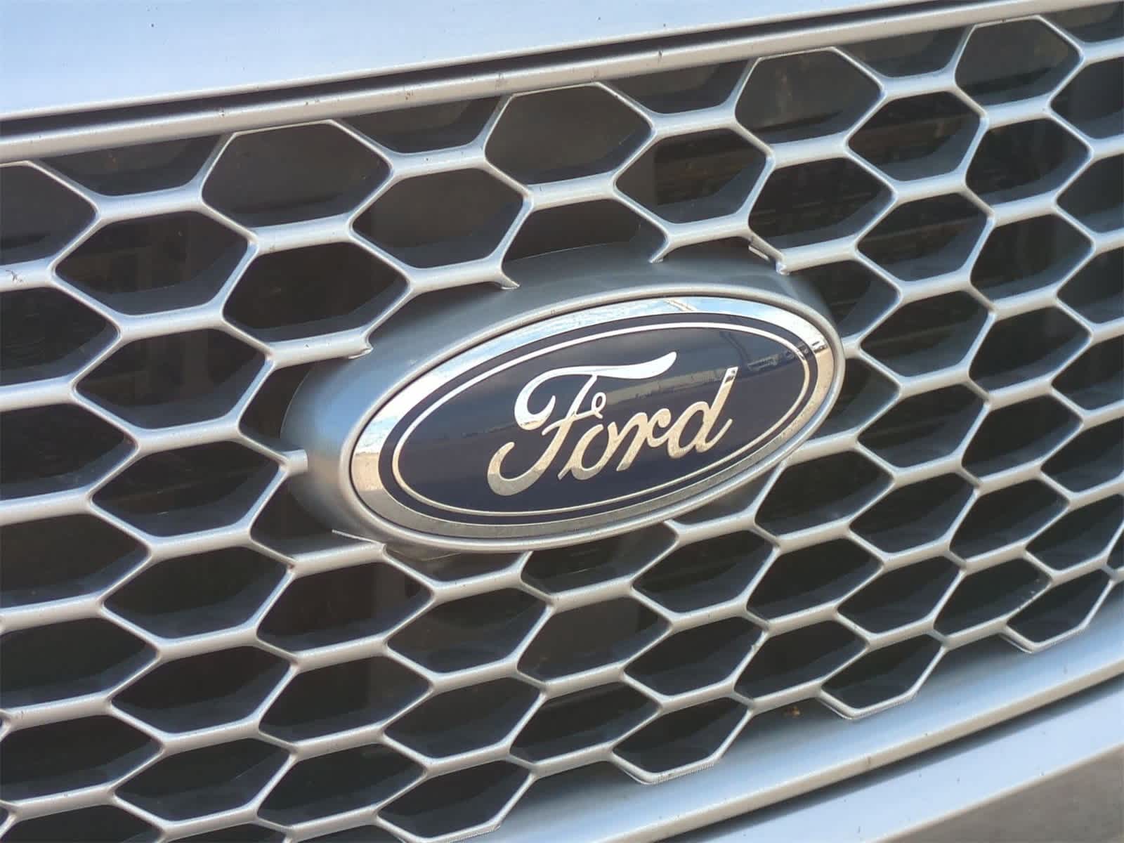 Thumbnail: 2023 Ford Edge - 29