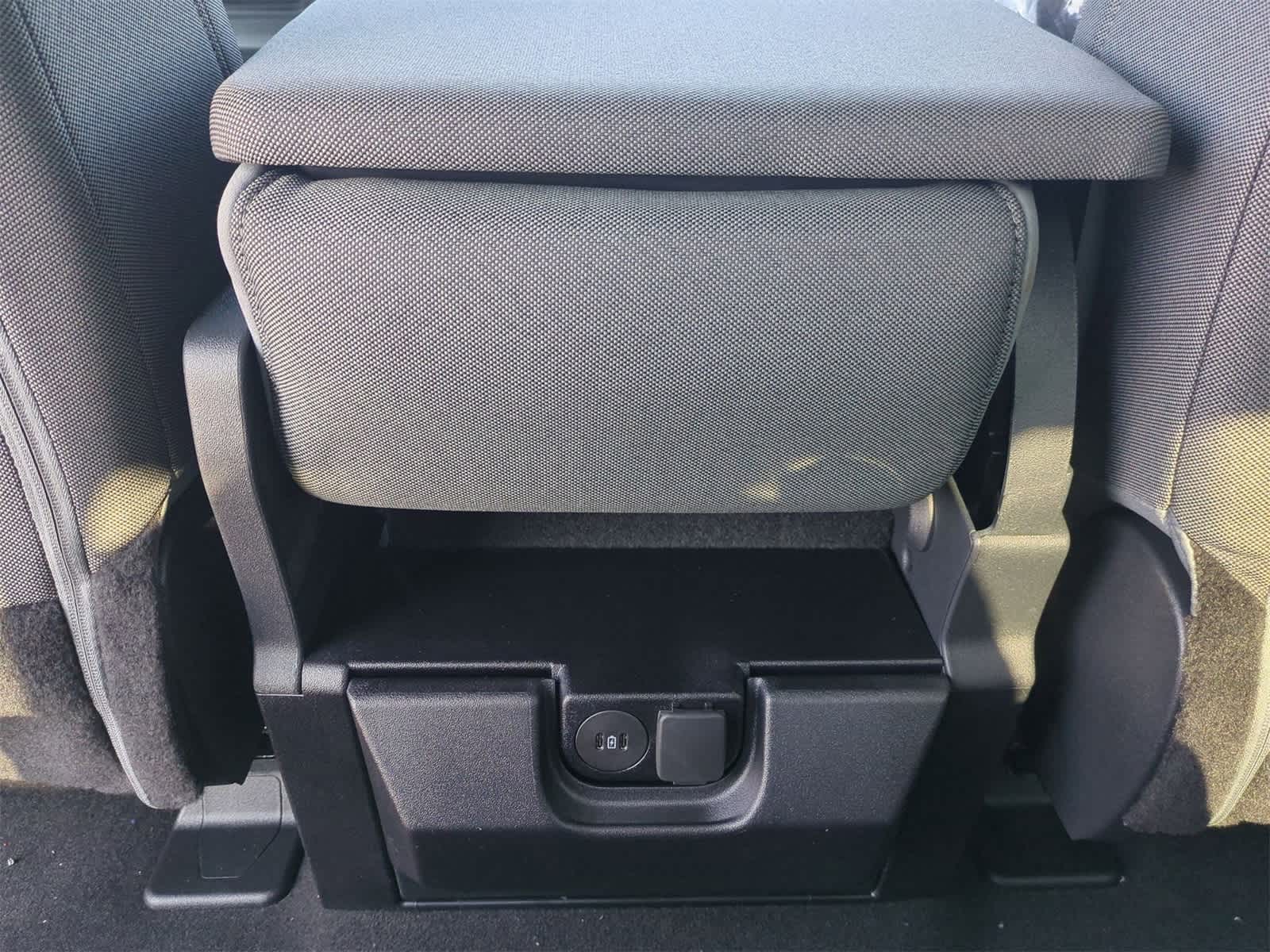 Thumbnail: 2026 Ford F-250 - 19