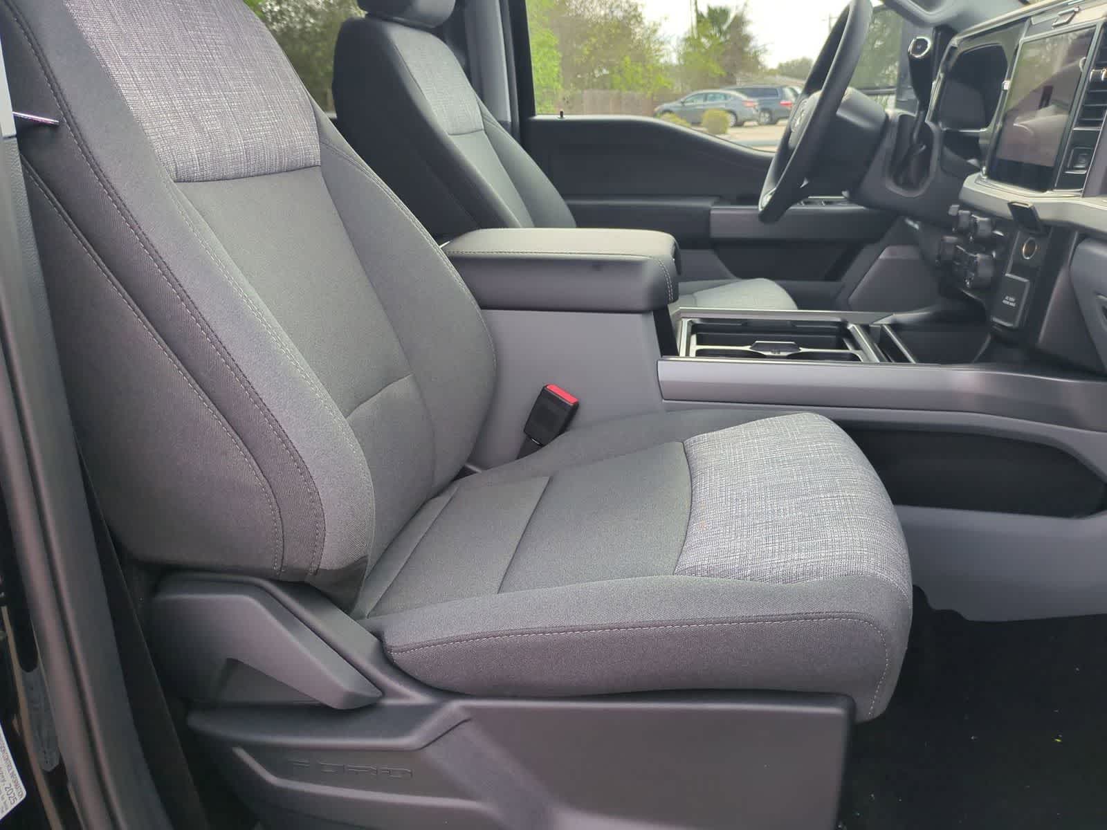 Thumbnail: 2026 Ford F-250 - 27