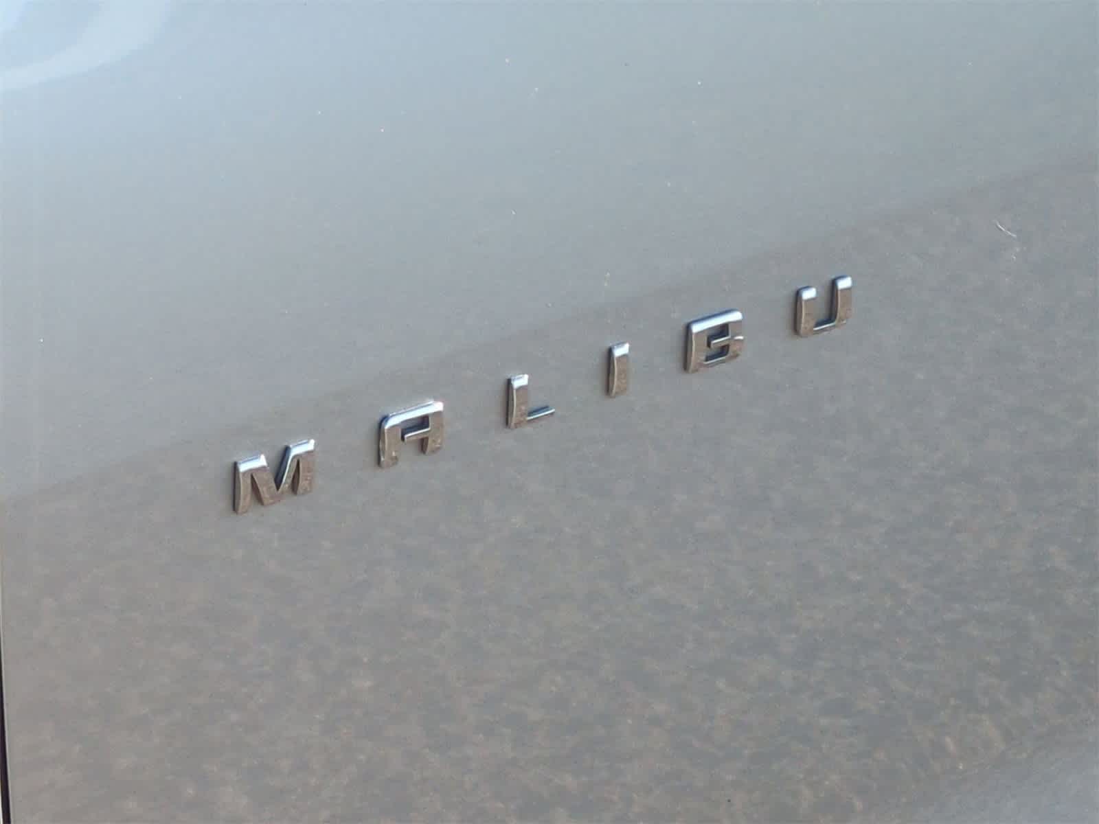 Thumbnail: 2022 Chevrolet Malibu - 31