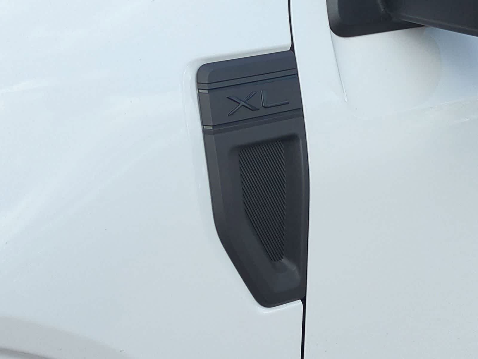 Thumbnail: 2025 Ford Maverick - 29