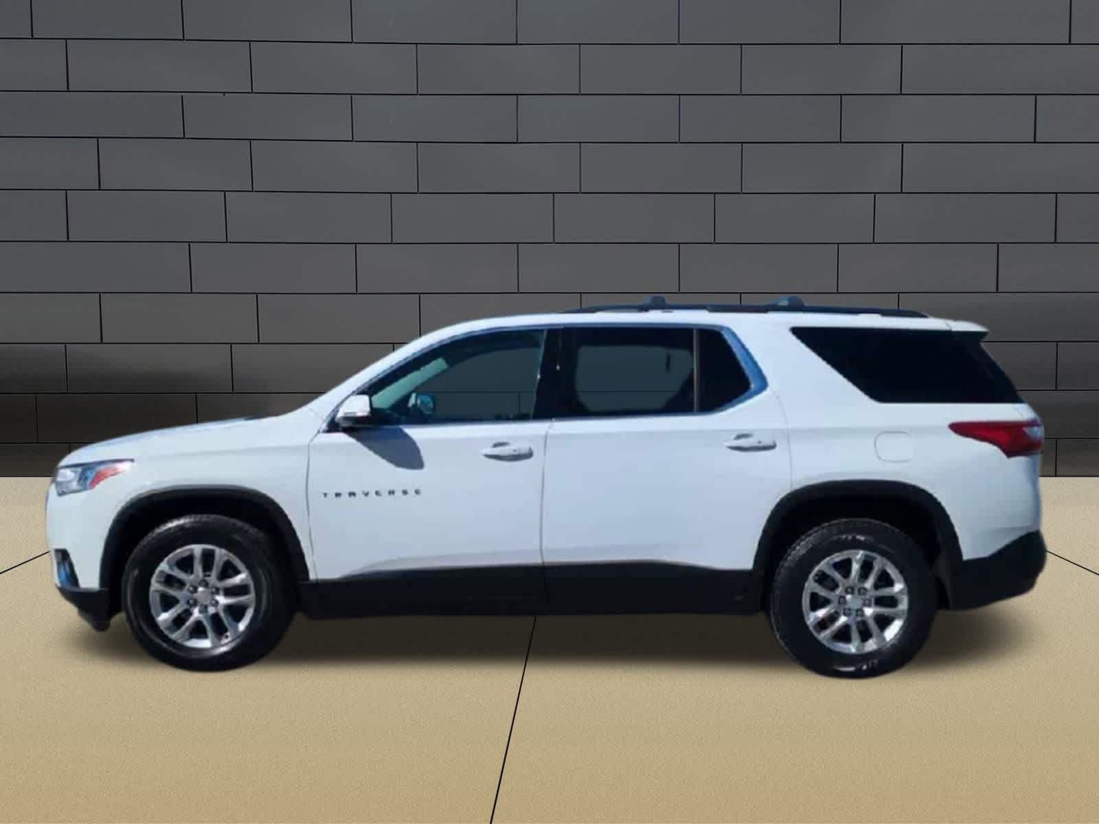 Thumbnail: 2020 Chevrolet Traverse - 5