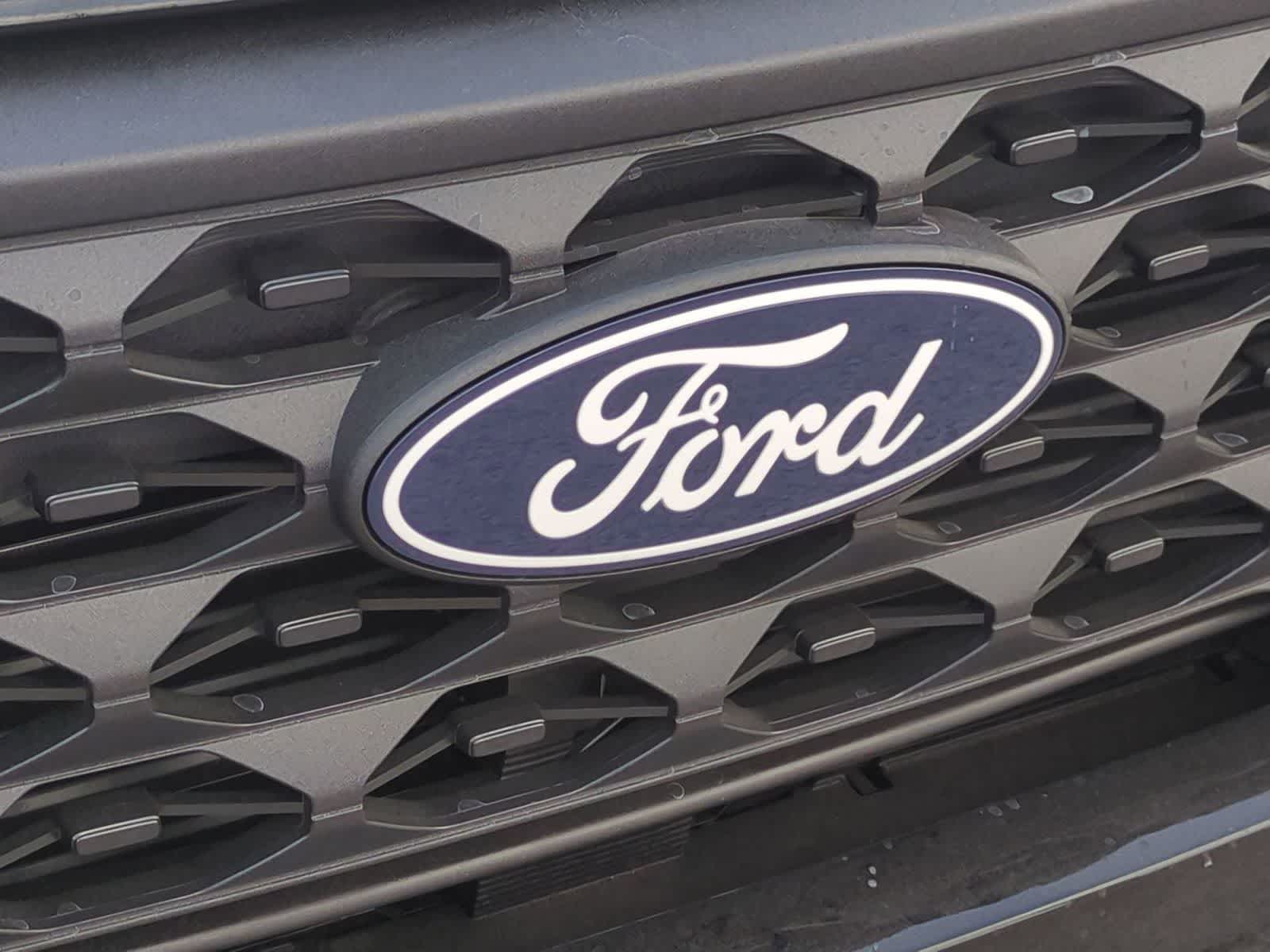 Thumbnail: 2025 Ford Maverick - 28