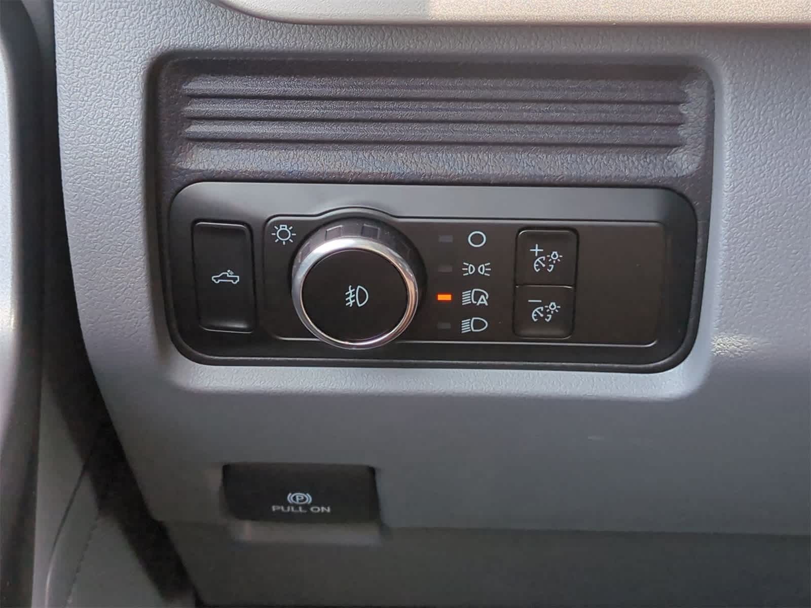 Thumbnail: 2025 Ford F-250 - 16