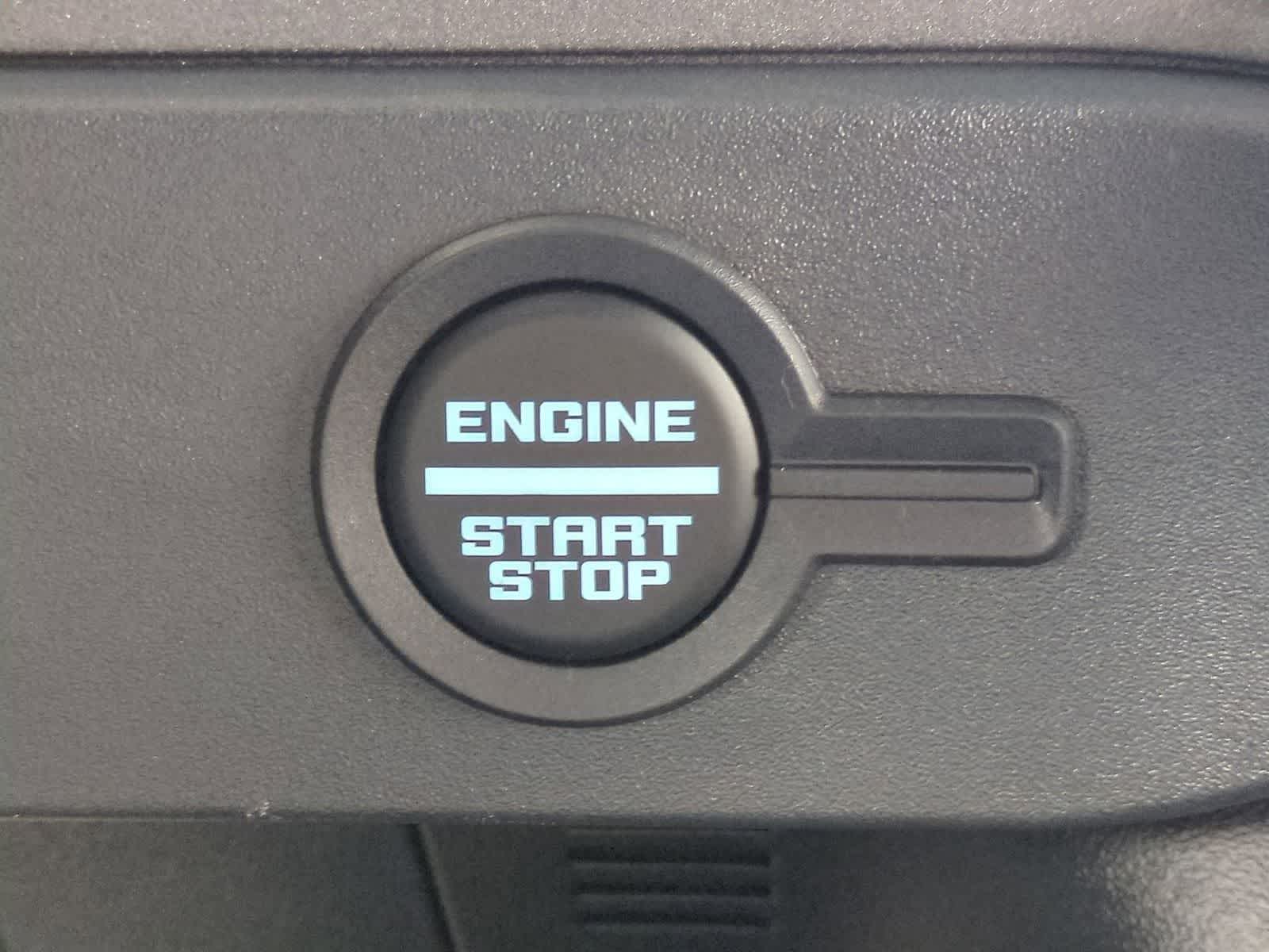 Thumbnail: 2025 Ford Bronco - 17