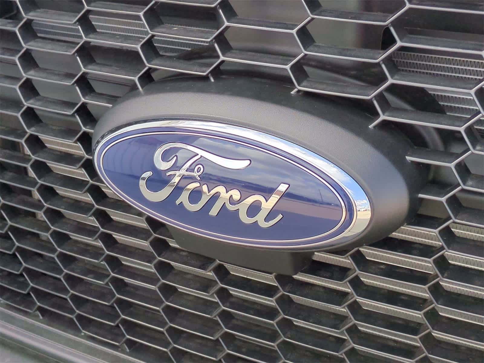 Thumbnail: 2025 Ford Econoline - 26