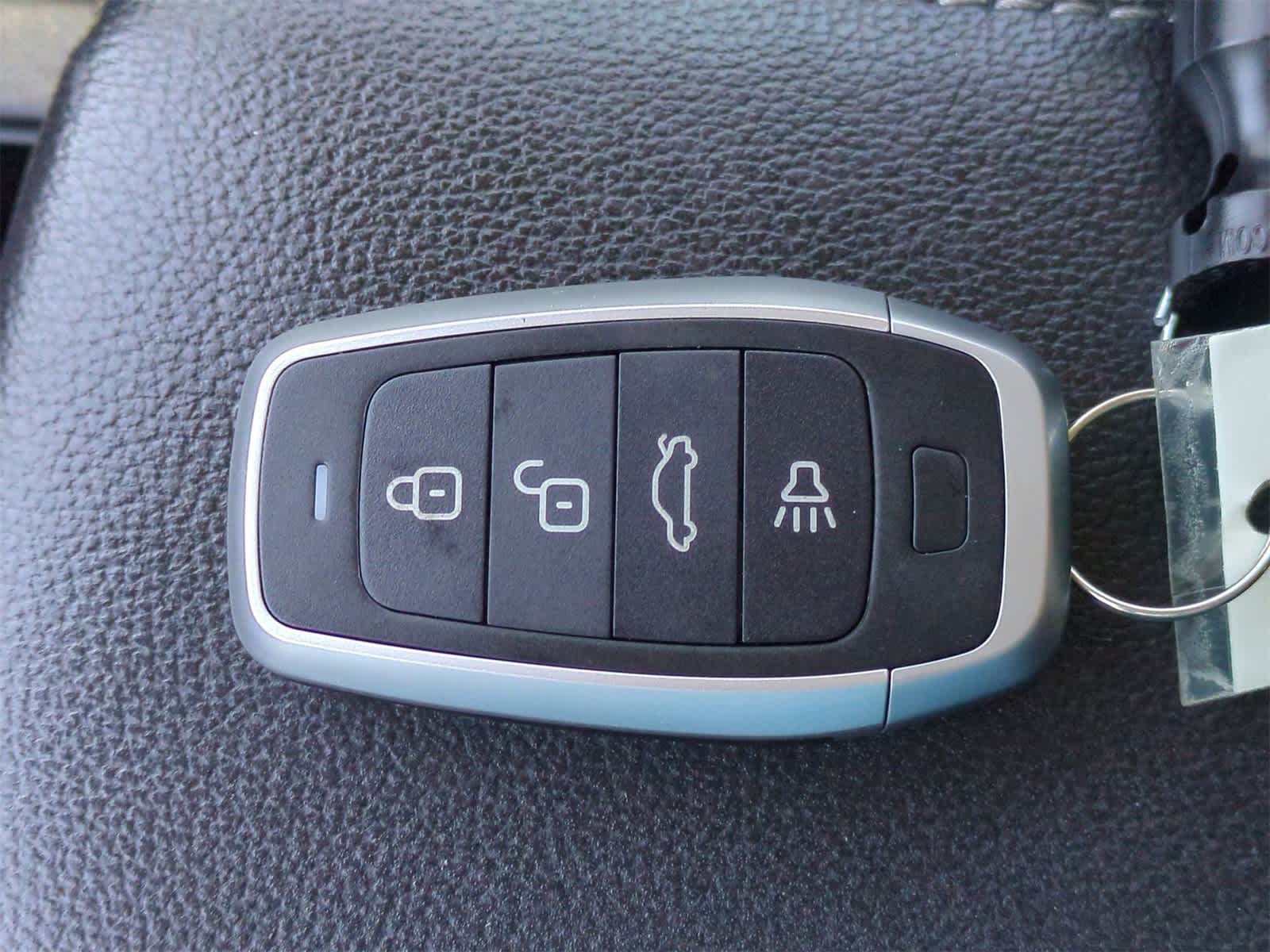 Thumbnail: 2019 Ford Escape - 34