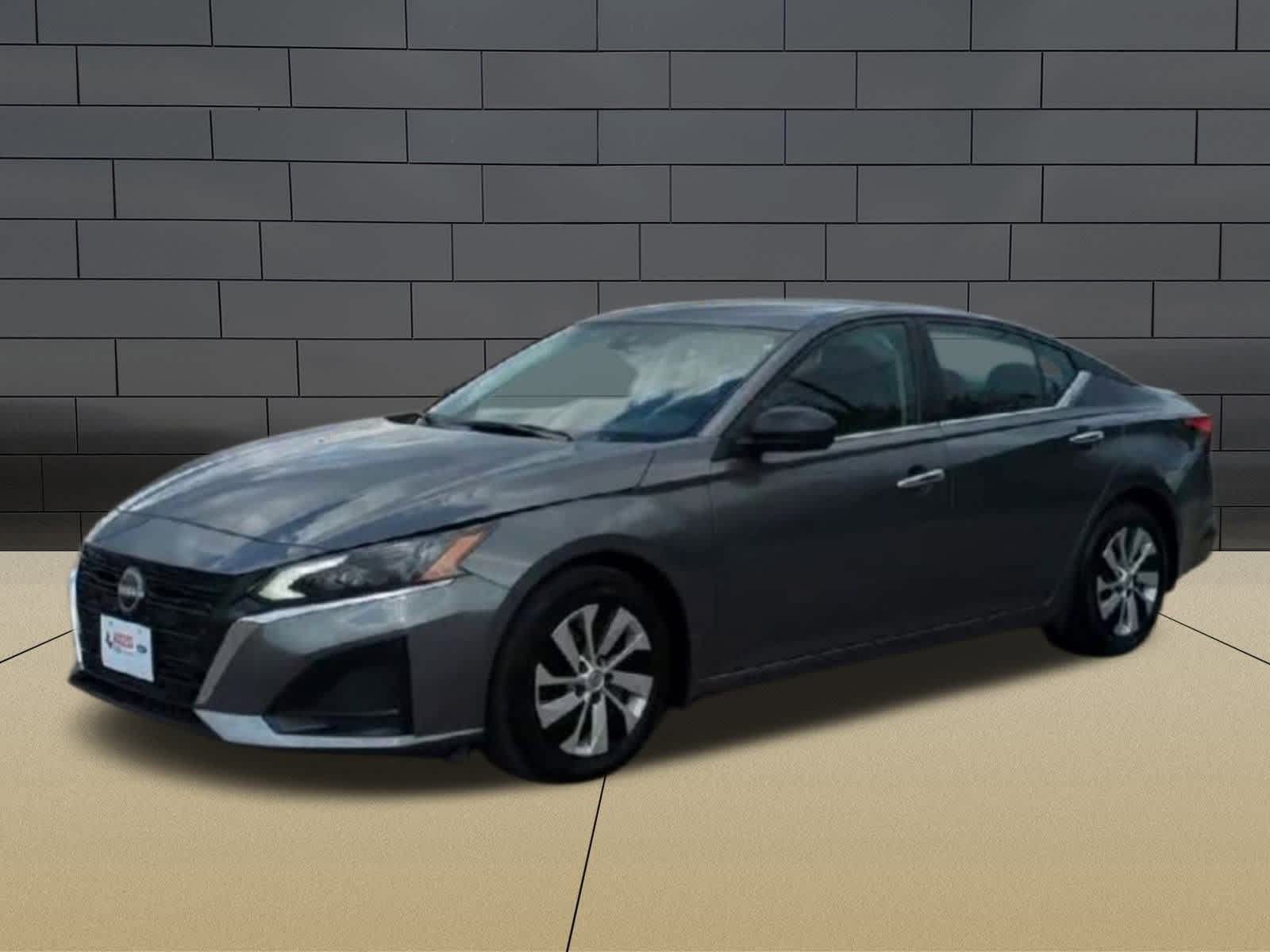 Thumbnail: 2024 Nissan Altima - 4