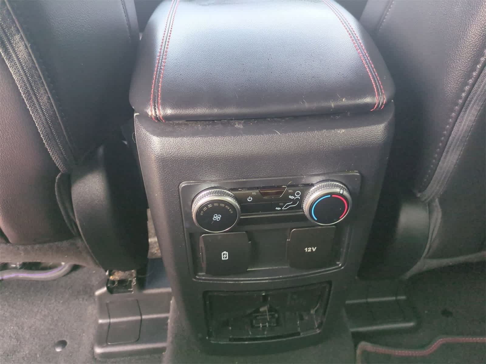 Thumbnail: 2022 Ford Explorer - 21