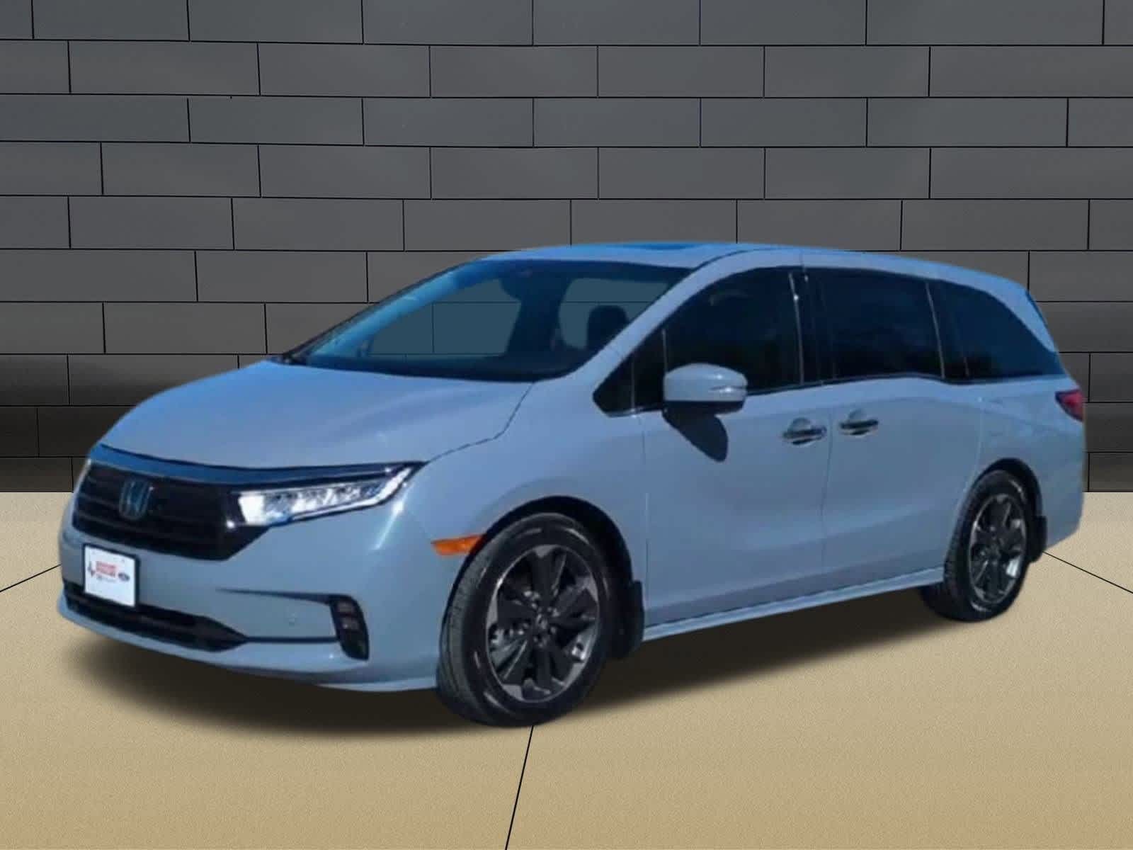 Thumbnail: 2023 Honda Odyssey - 4